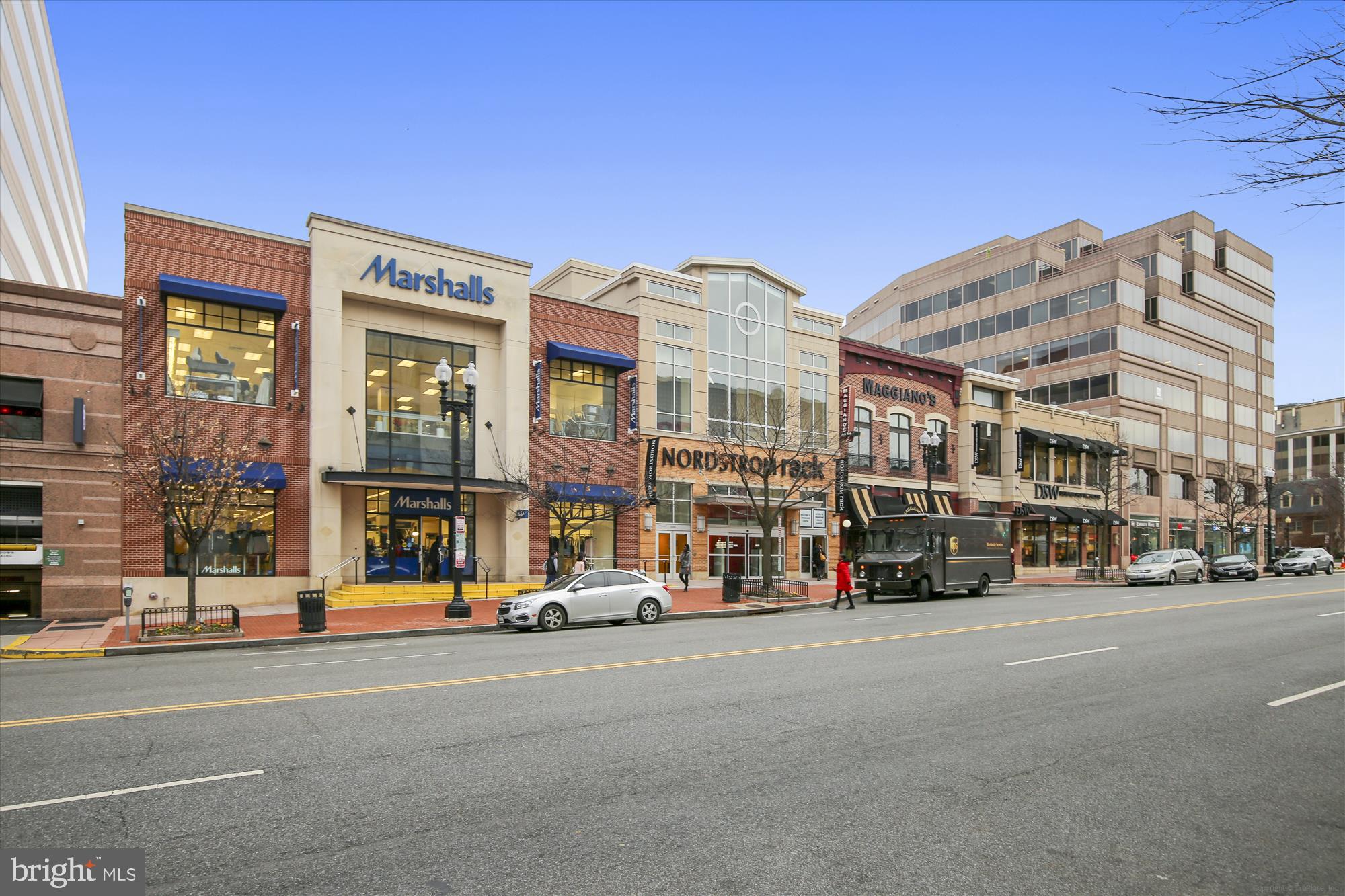 4620 N Park Ave #408e