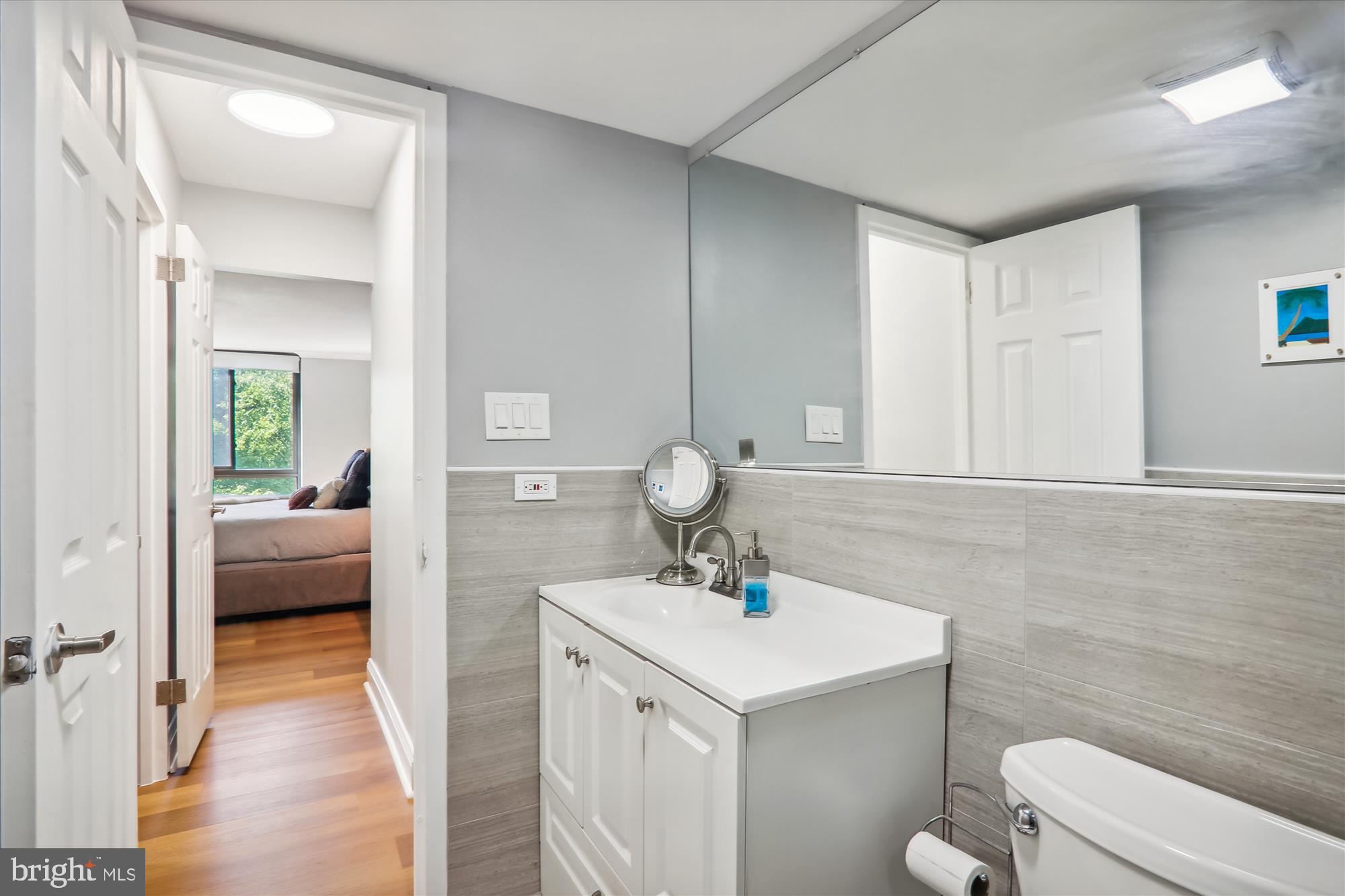 4620 N Park Ave #408e