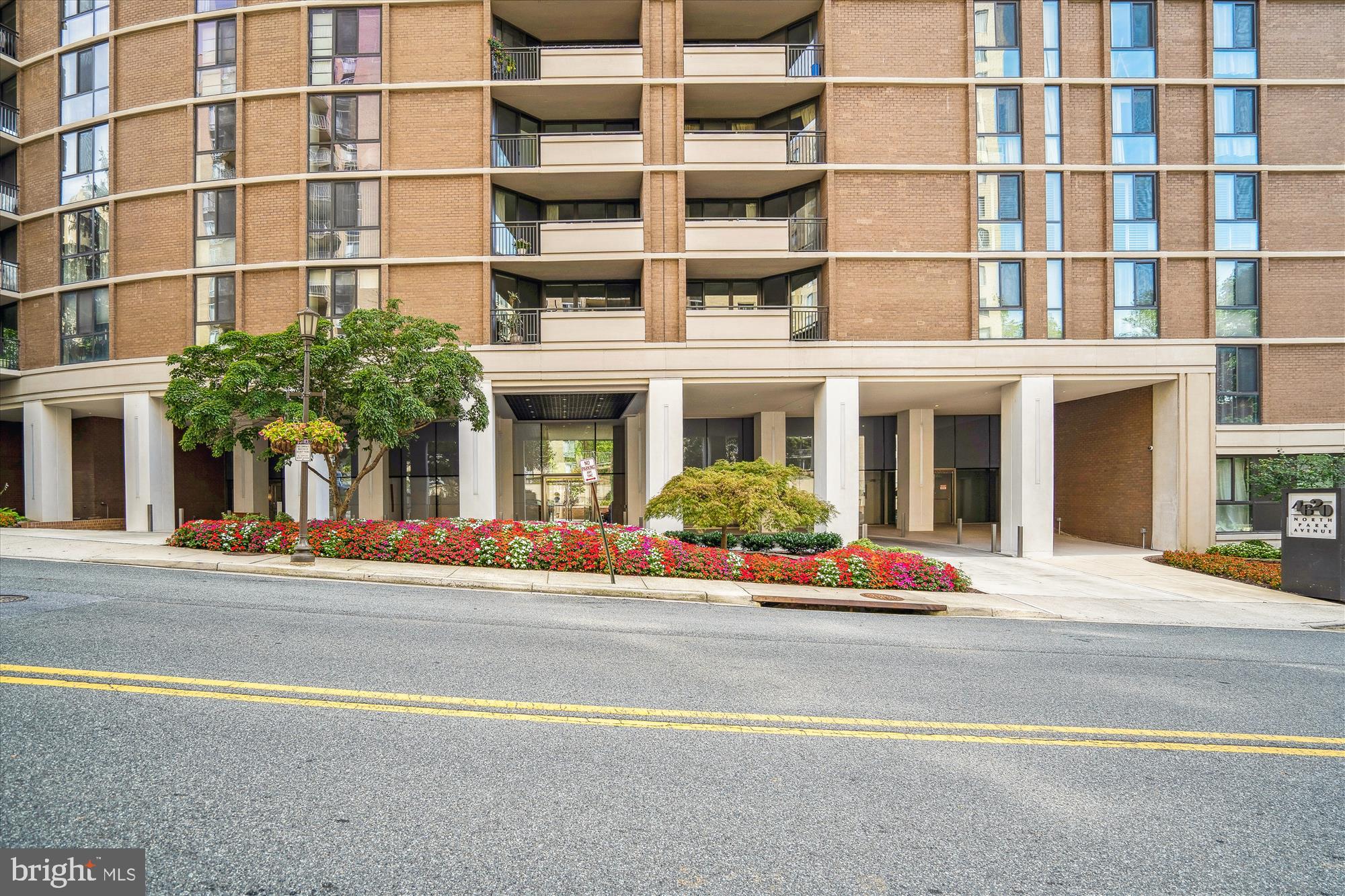 4620 N Park Ave #408e