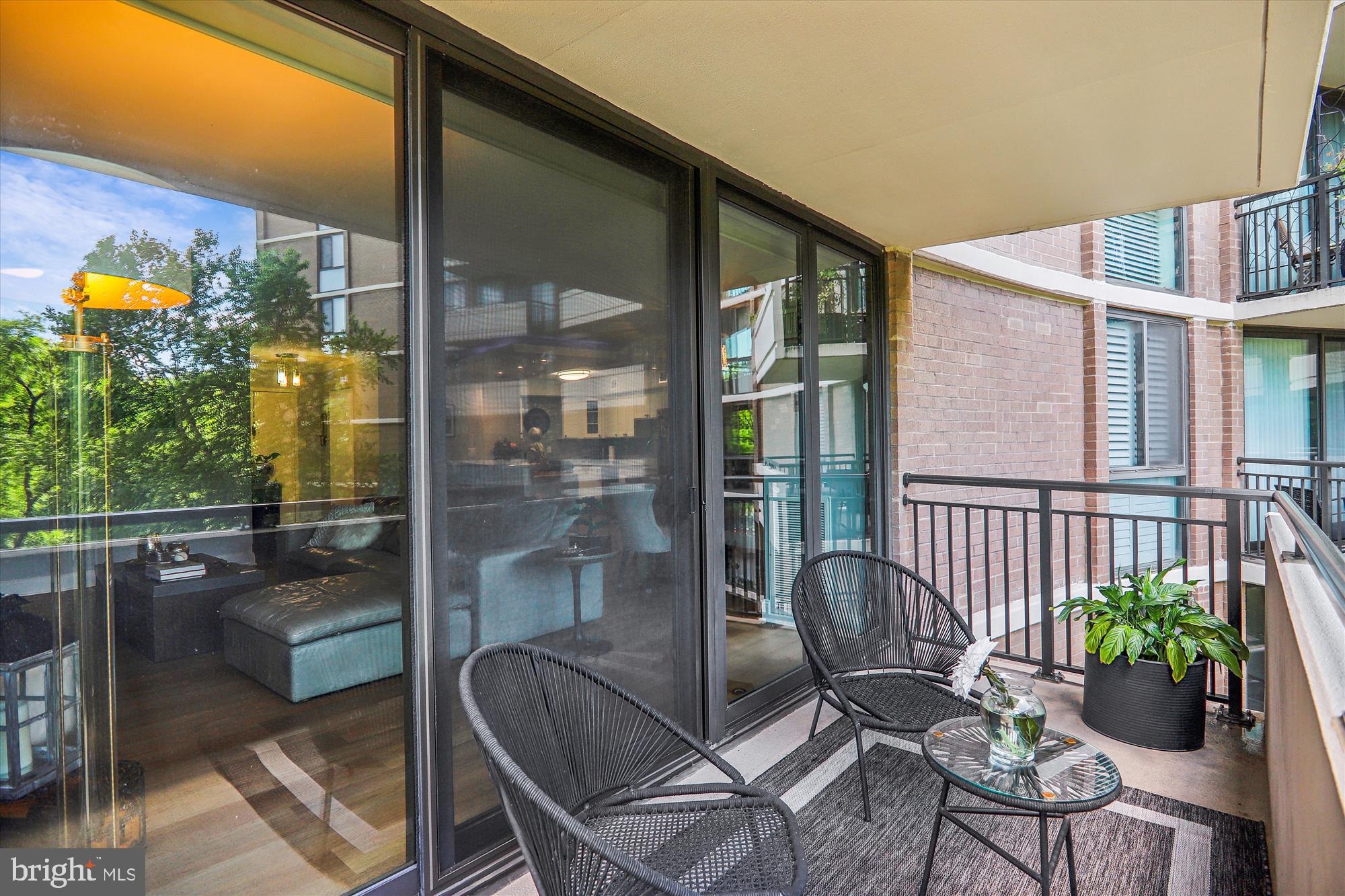 4620 N Park Ave #408e