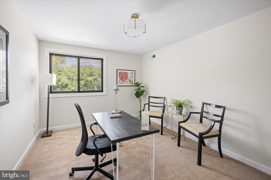10853 Amherst Ave #201