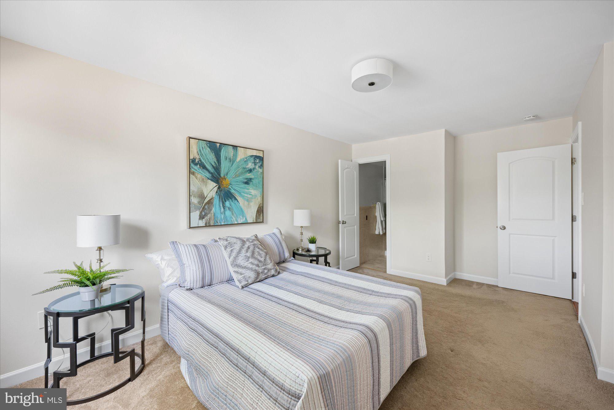 10853 Amherst Ave #201