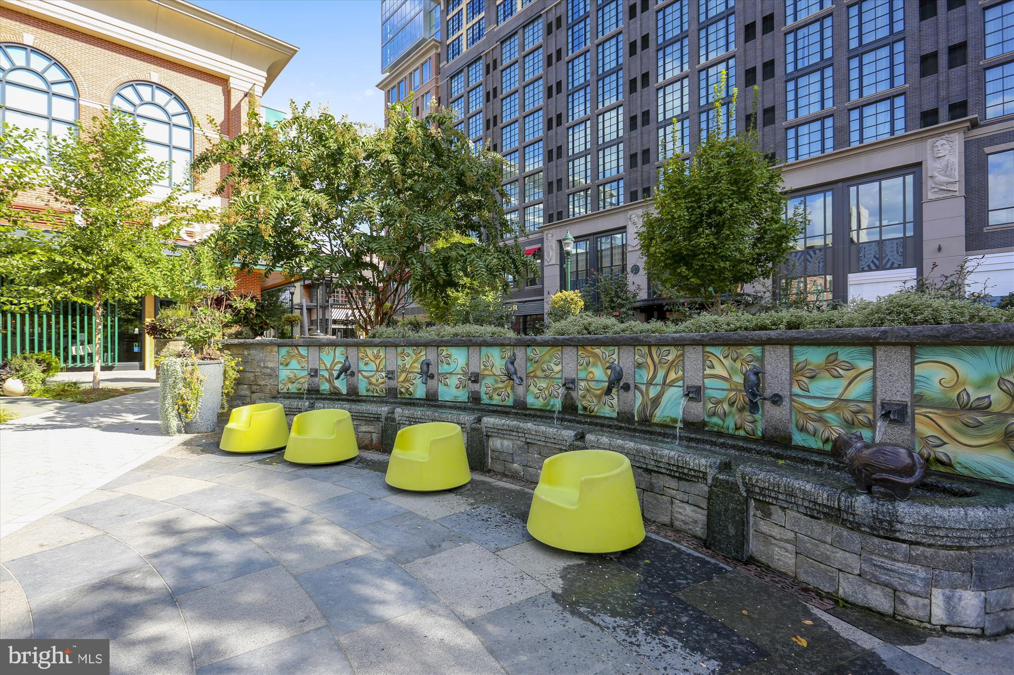 10101 Grosvenor Pl #1206