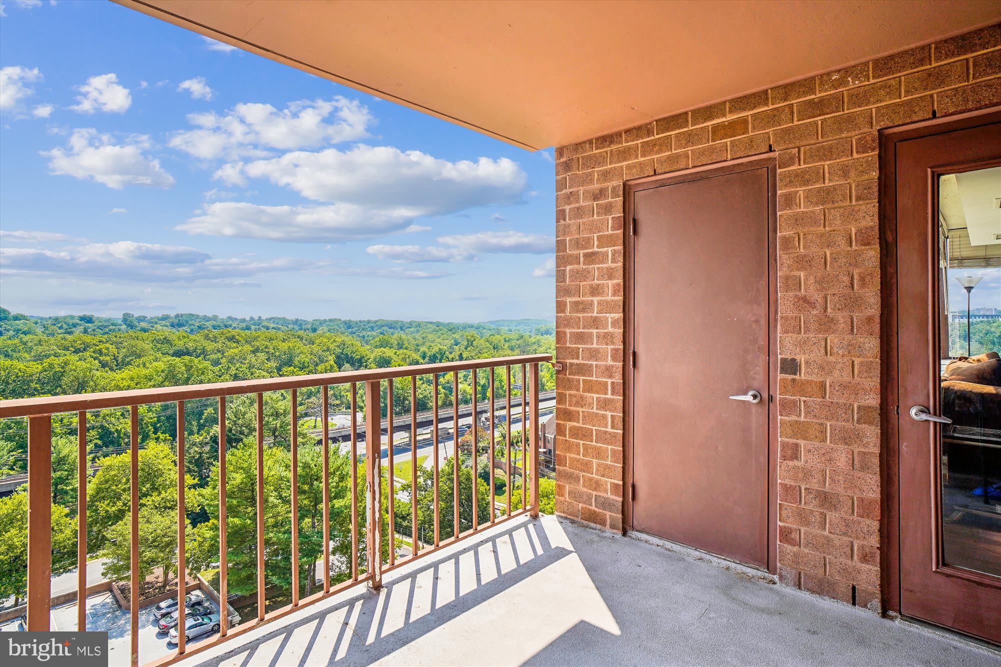 10101 Grosvenor Pl #1206