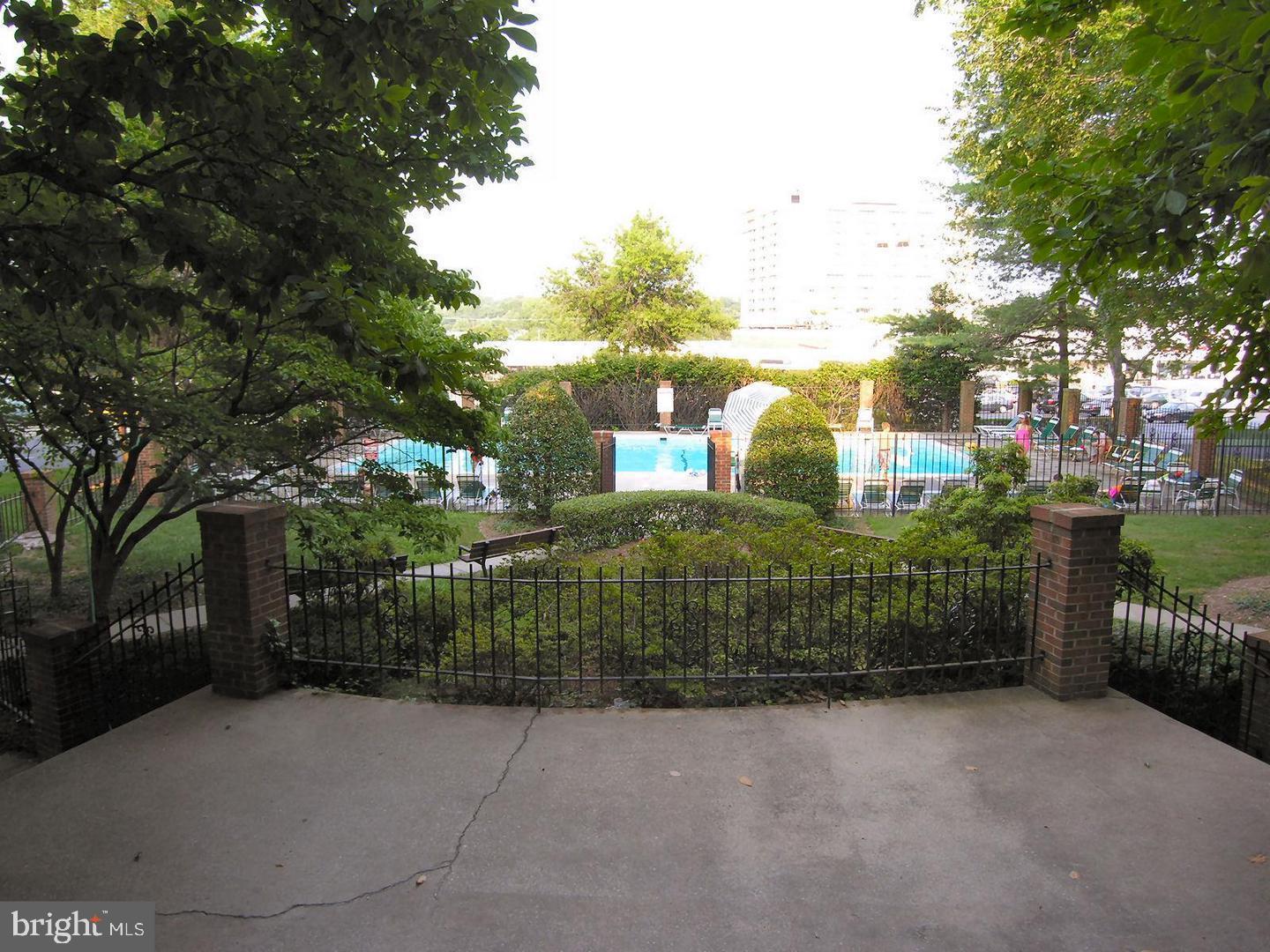 5301 WESTBARD CIR #410