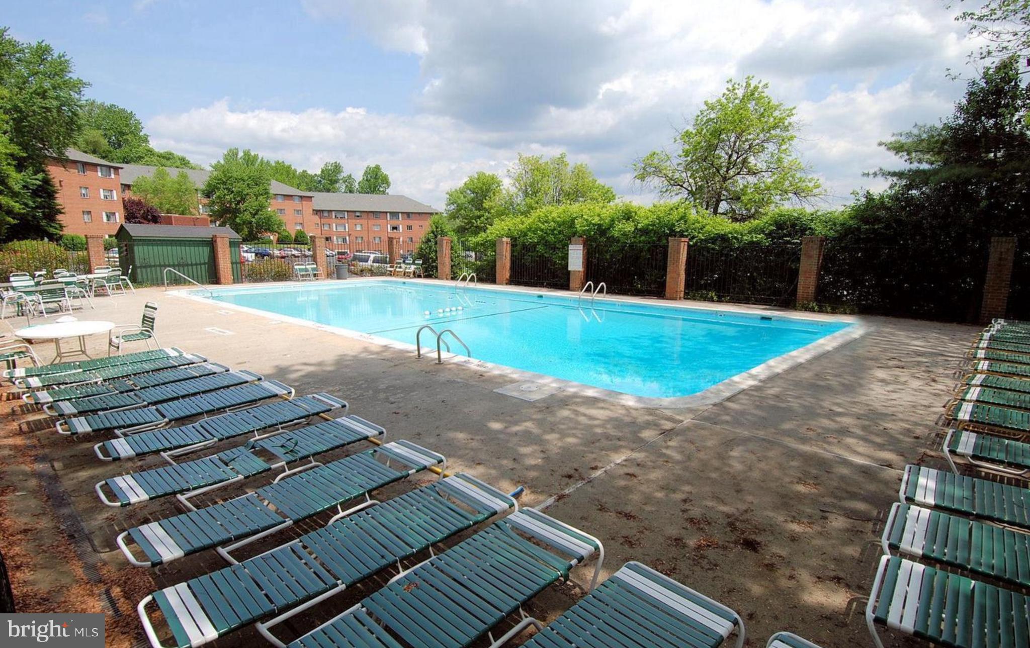 5301 WESTBARD CIR #410