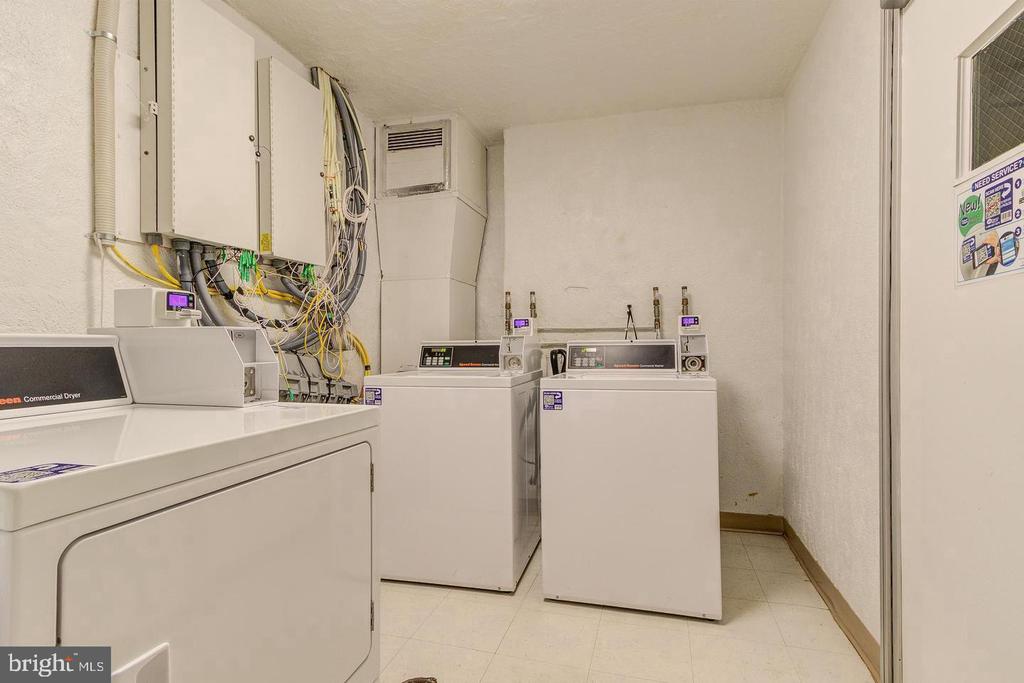 5301 WESTBARD CIR #410