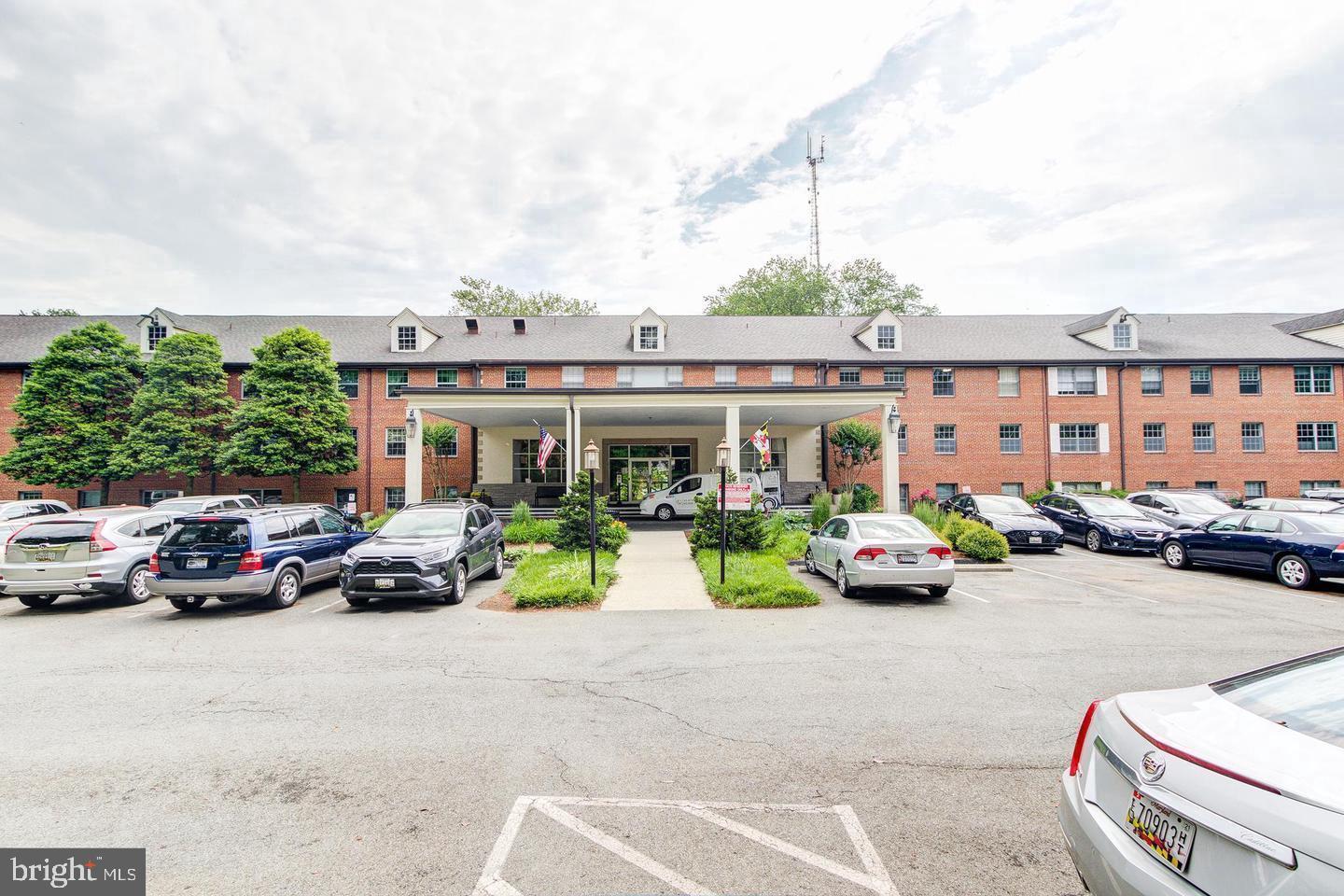 5301 WESTBARD CIR #410