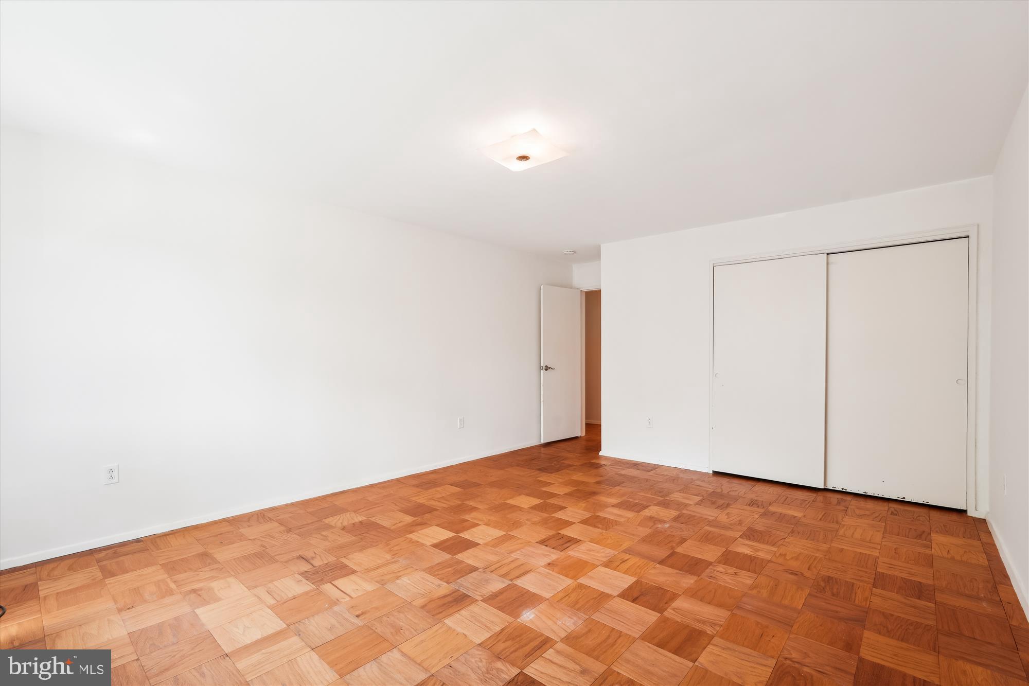 5301 WESTBARD CIR #410