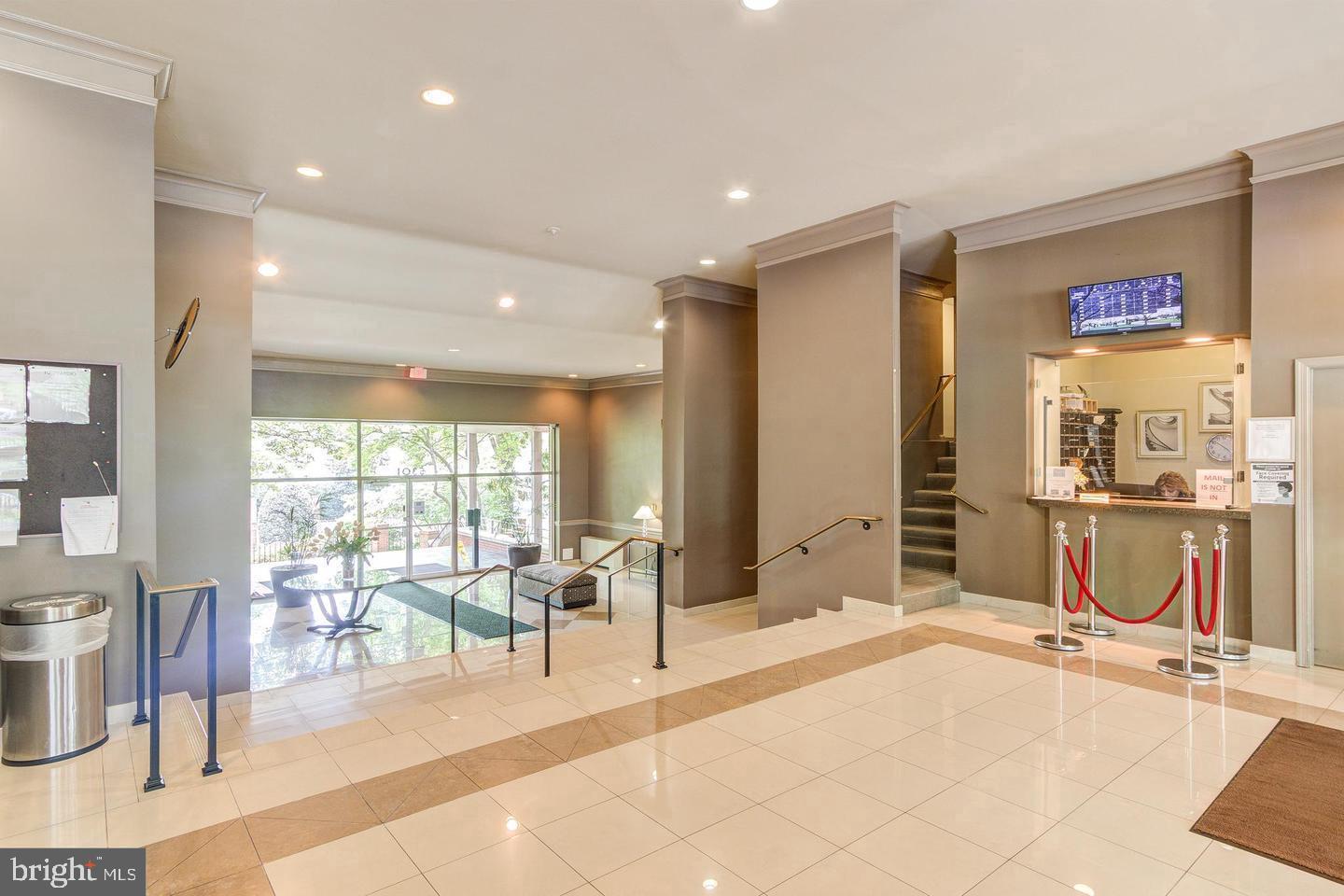 5301 WESTBARD CIR #410