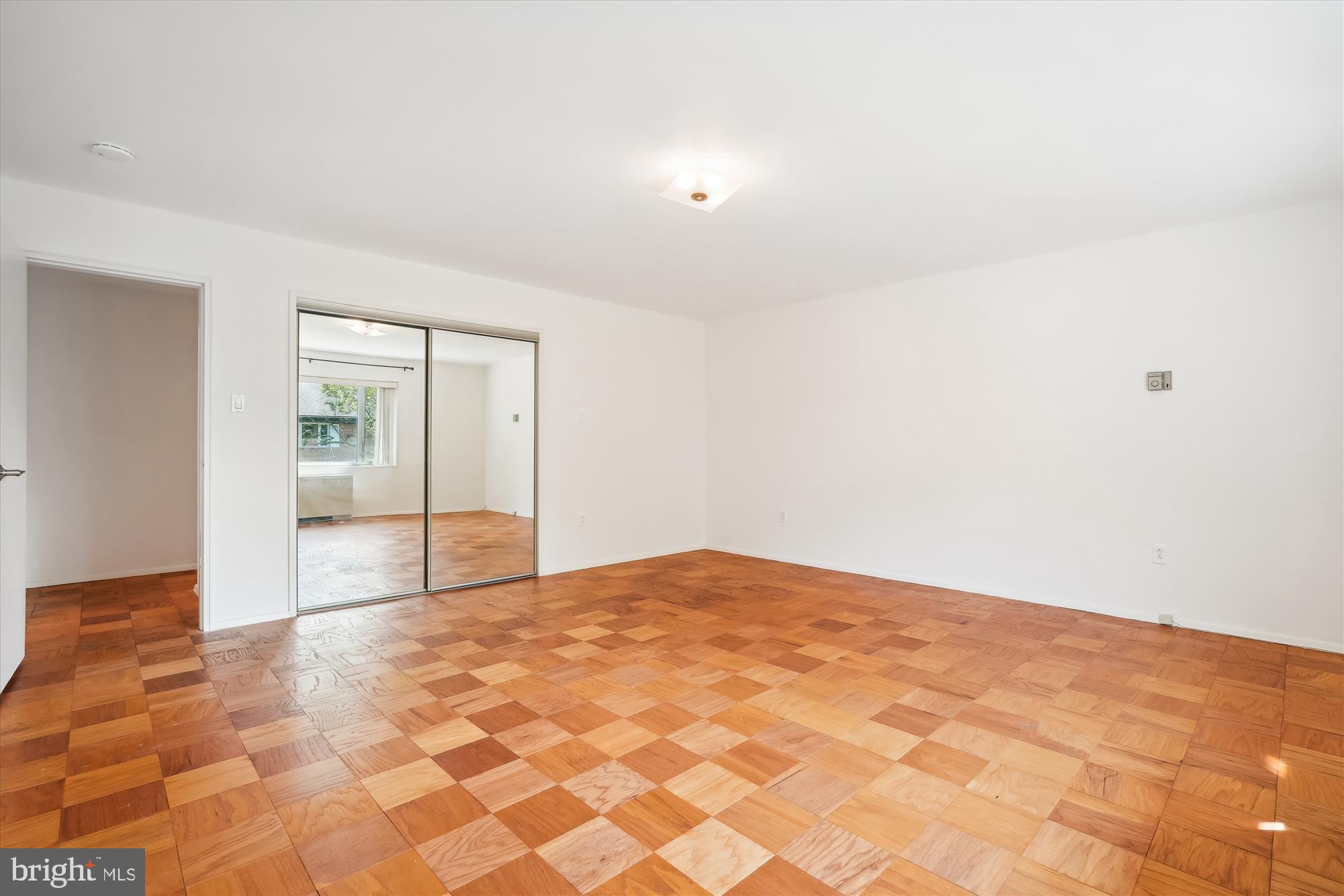 5301 WESTBARD CIR #410