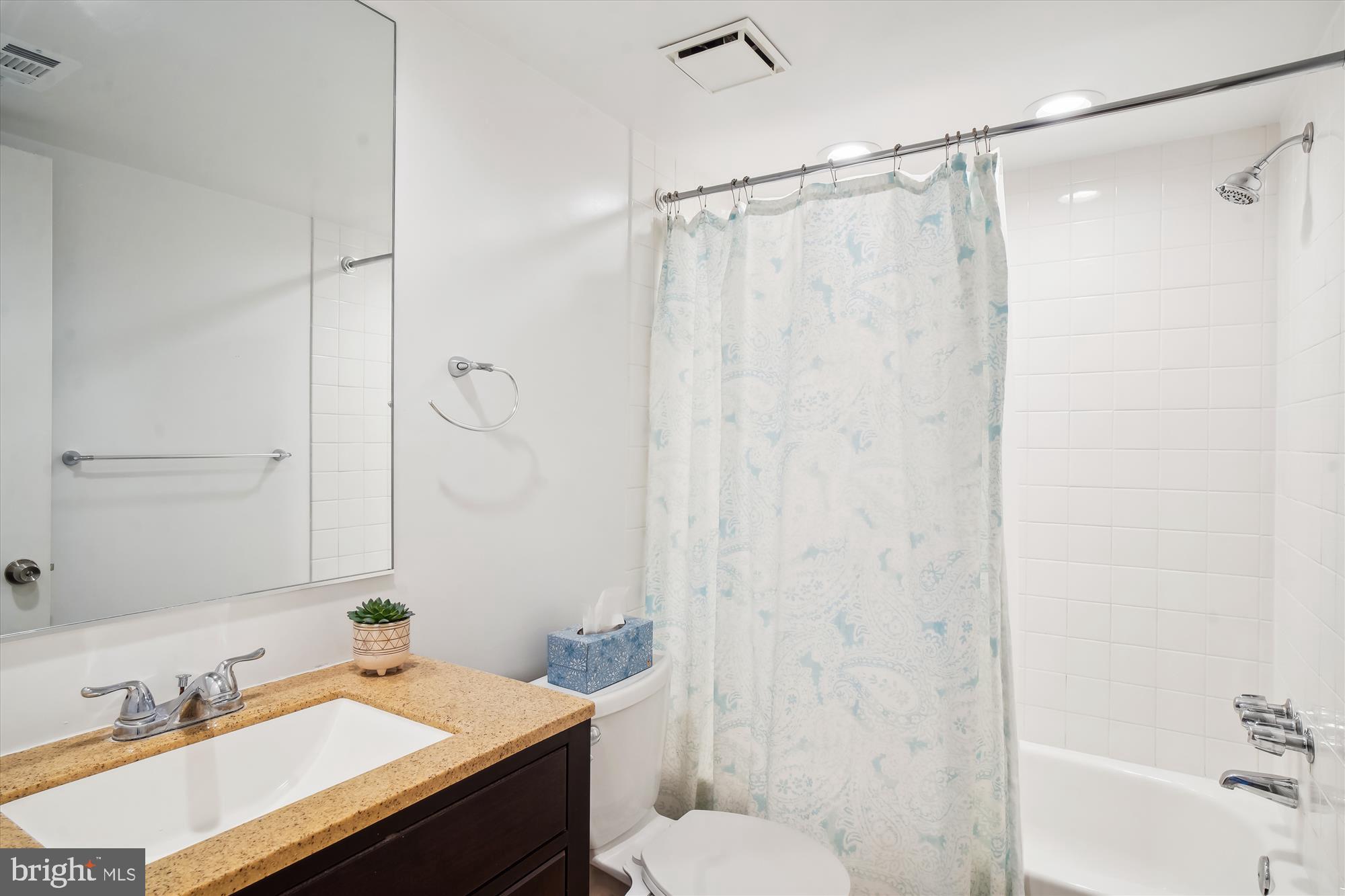 11405 Commonwealth Dr #201