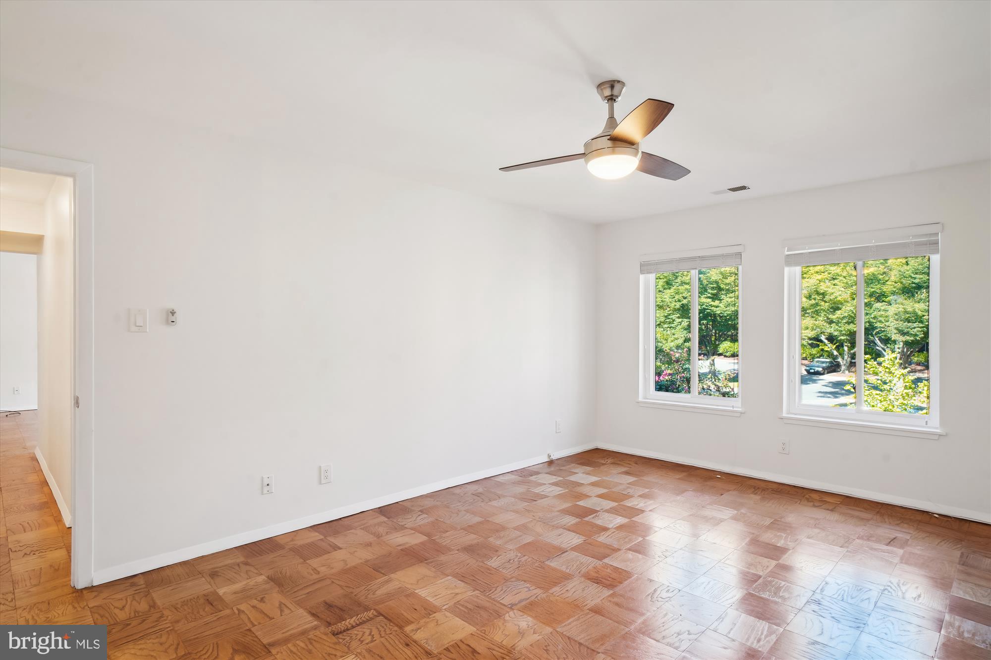 11405 Commonwealth Dr #201