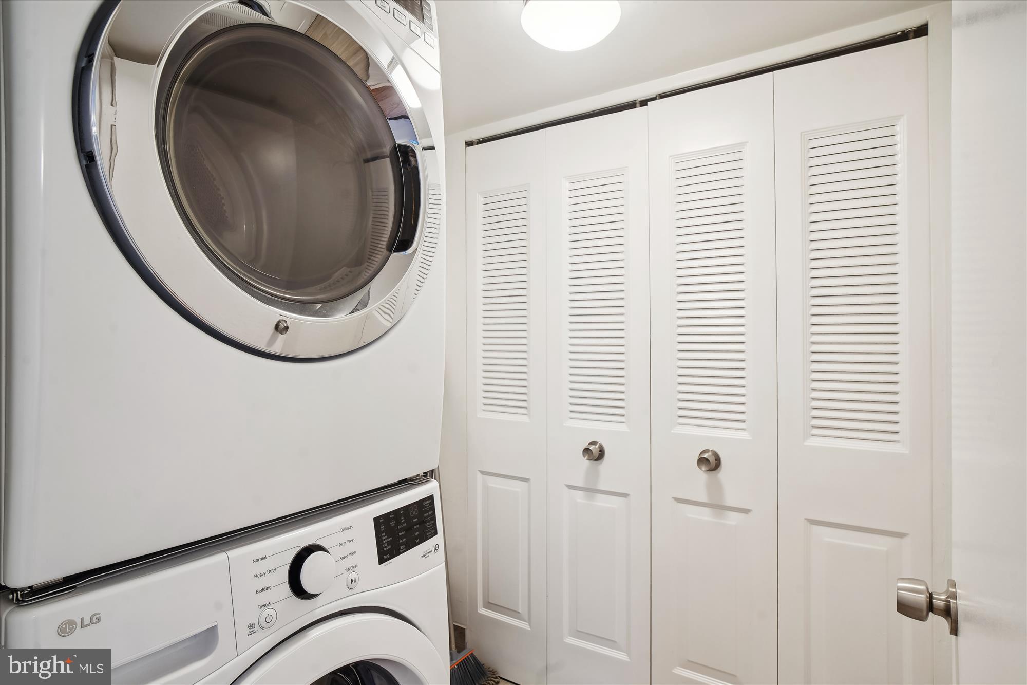 11405 Commonwealth Dr #201