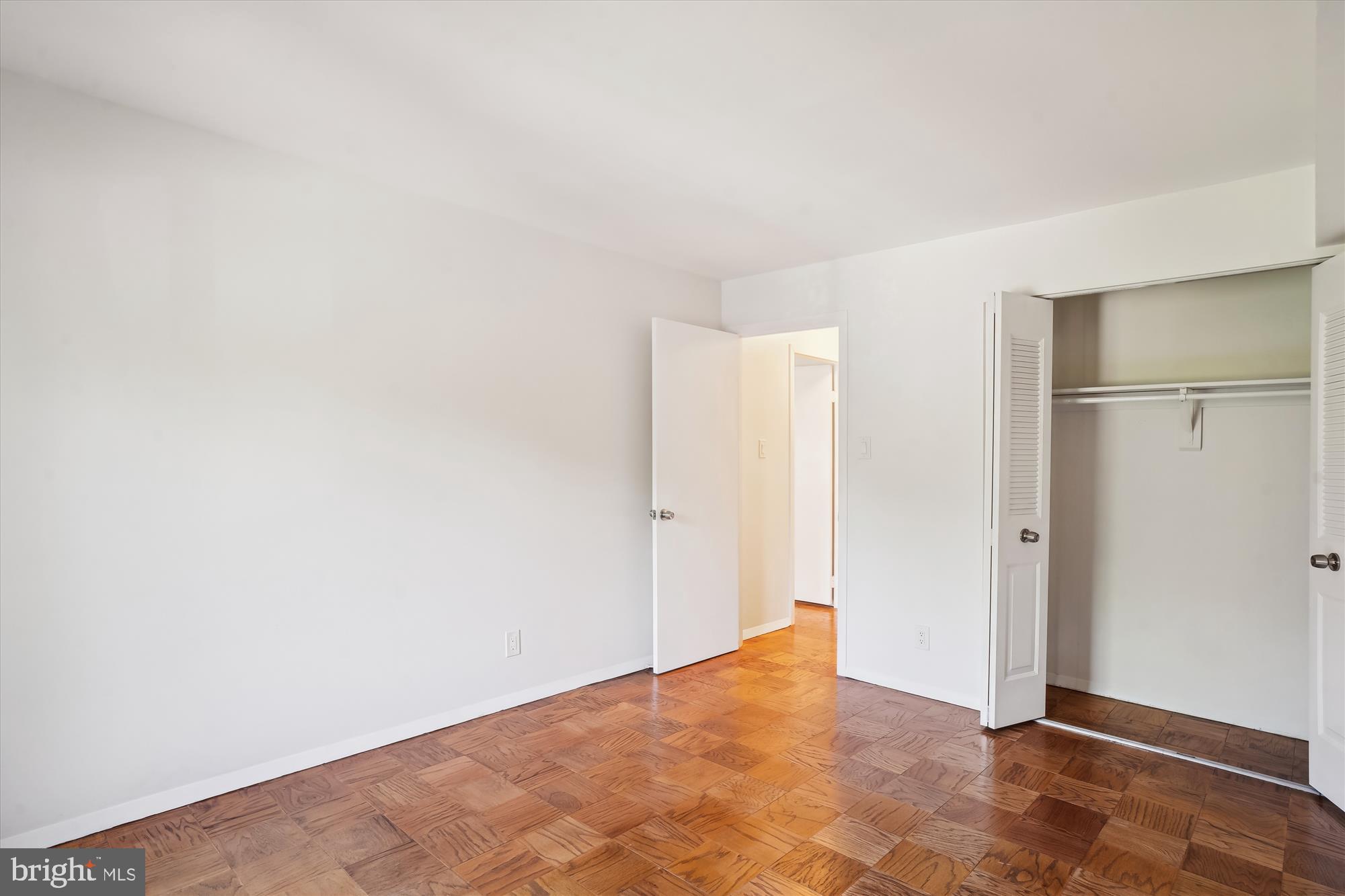 11405 Commonwealth Dr #201