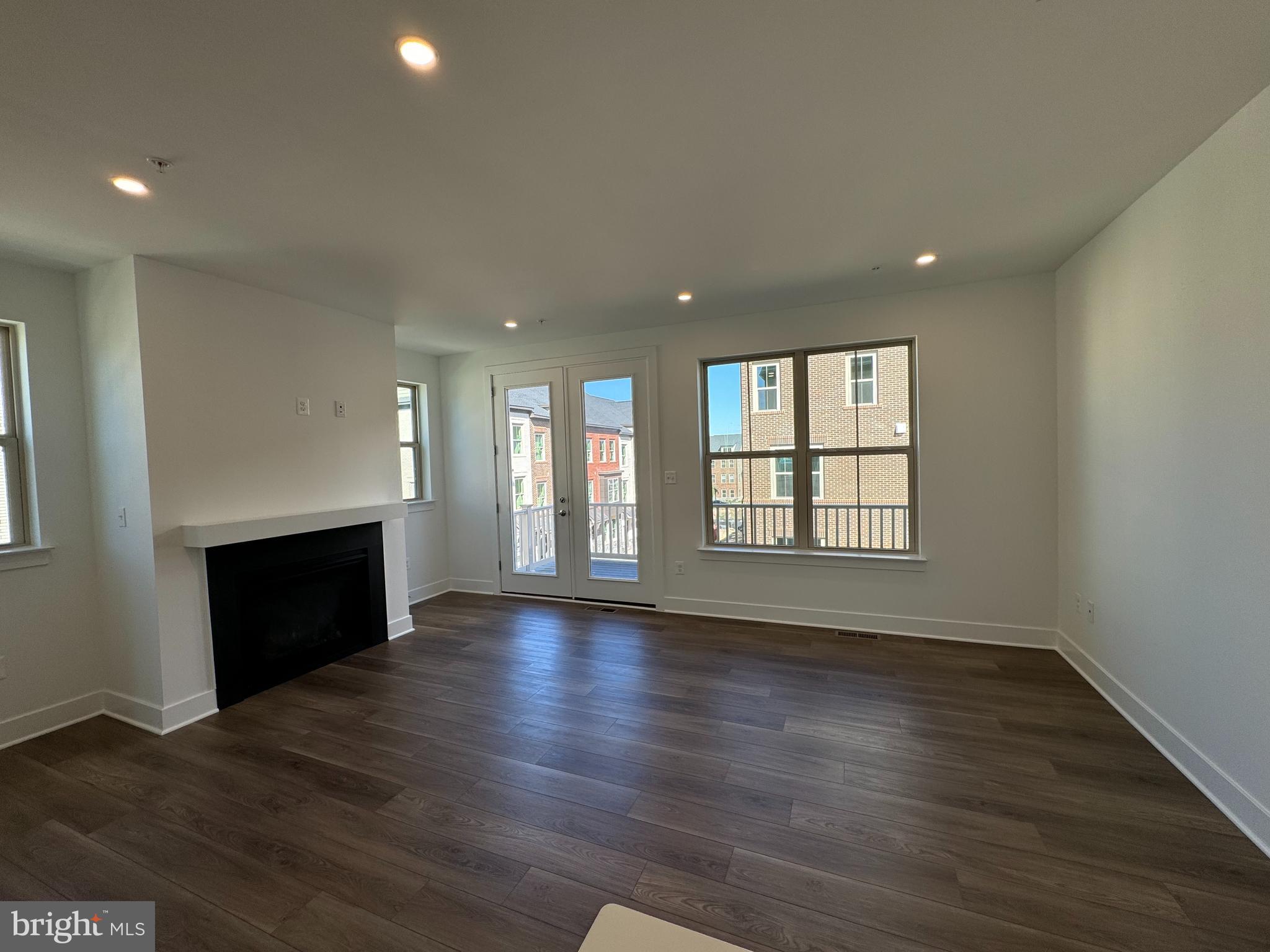 11113 MEDICAL CENTER