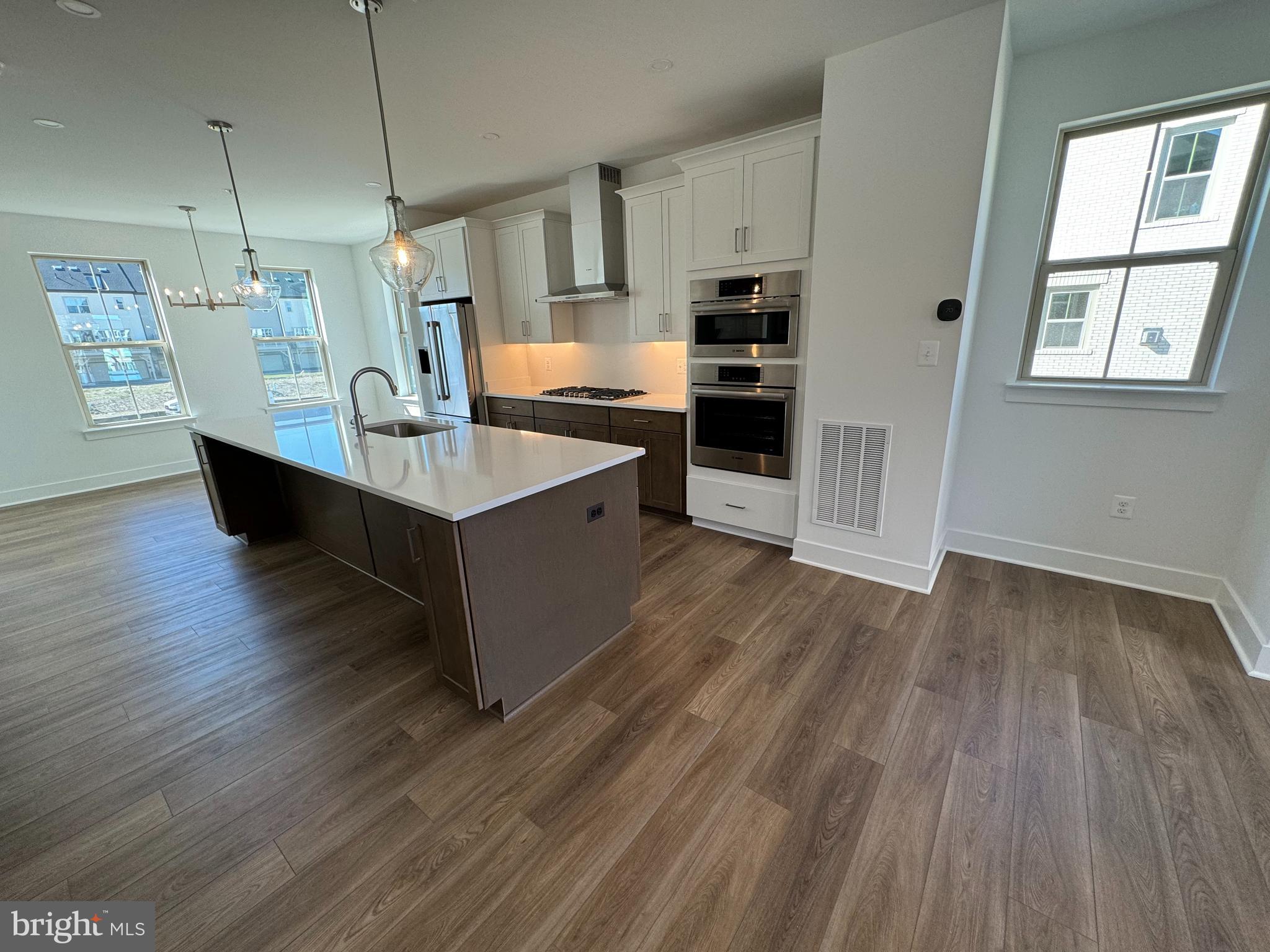 11113 MEDICAL CENTER