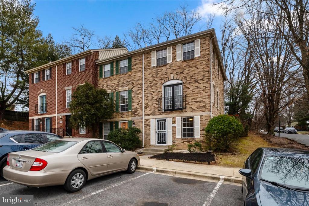 9101 Glenville Rd