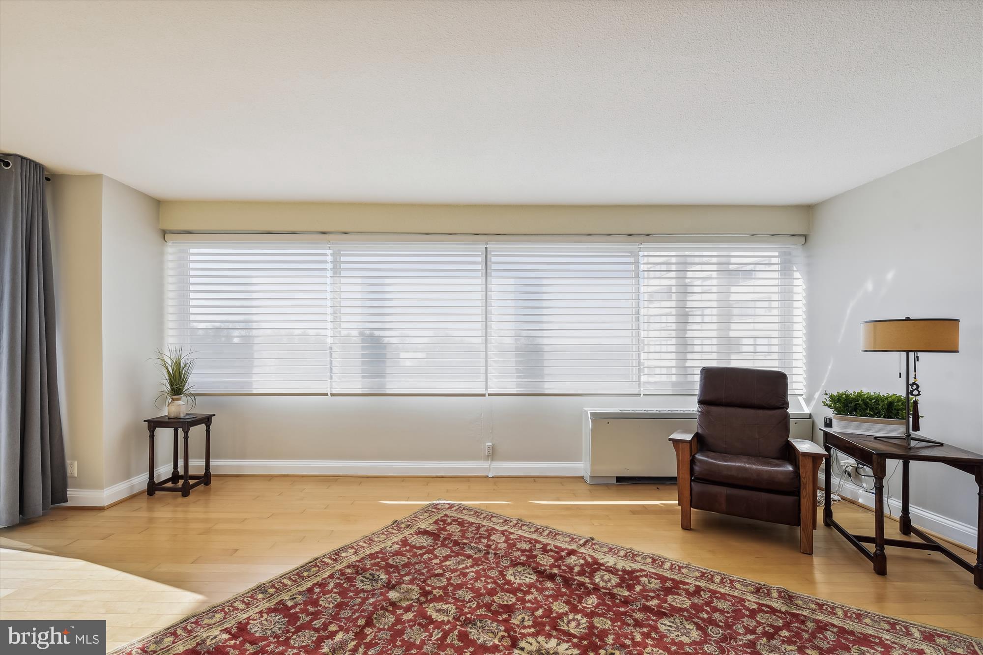 4515 WILLARD AVE #1104S