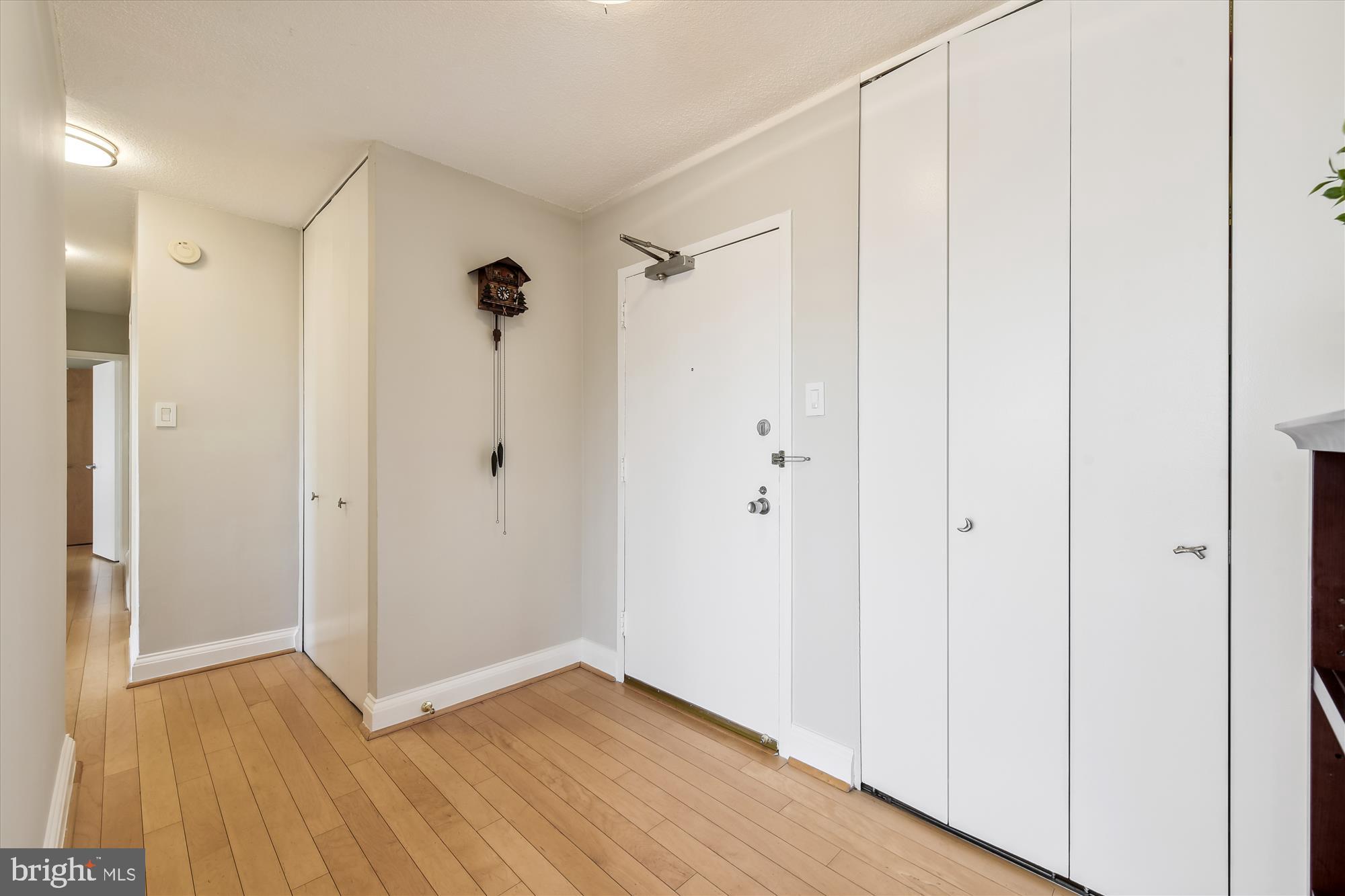 4515 WILLARD AVE #1104S