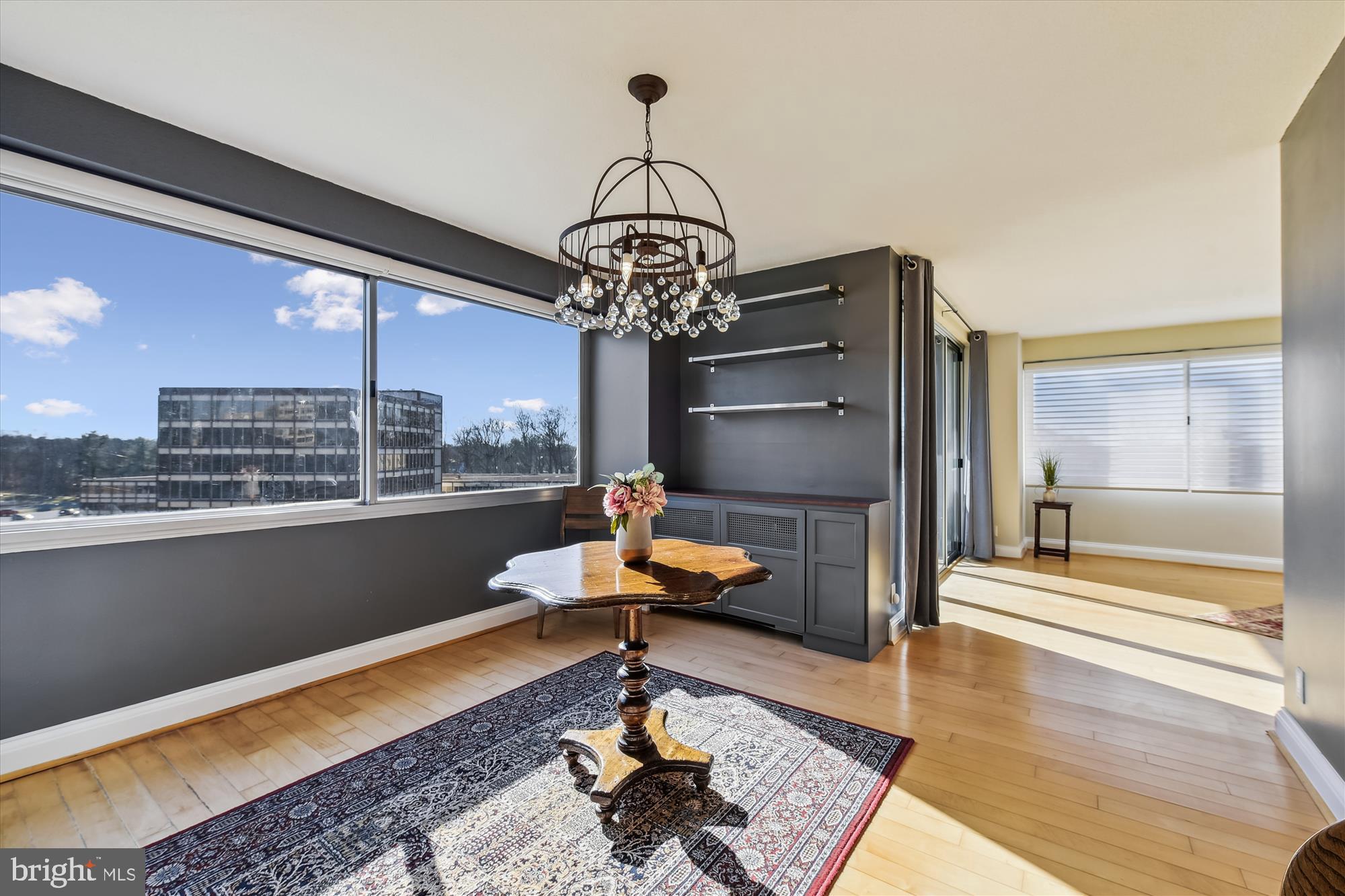 4515 WILLARD AVE #1104S