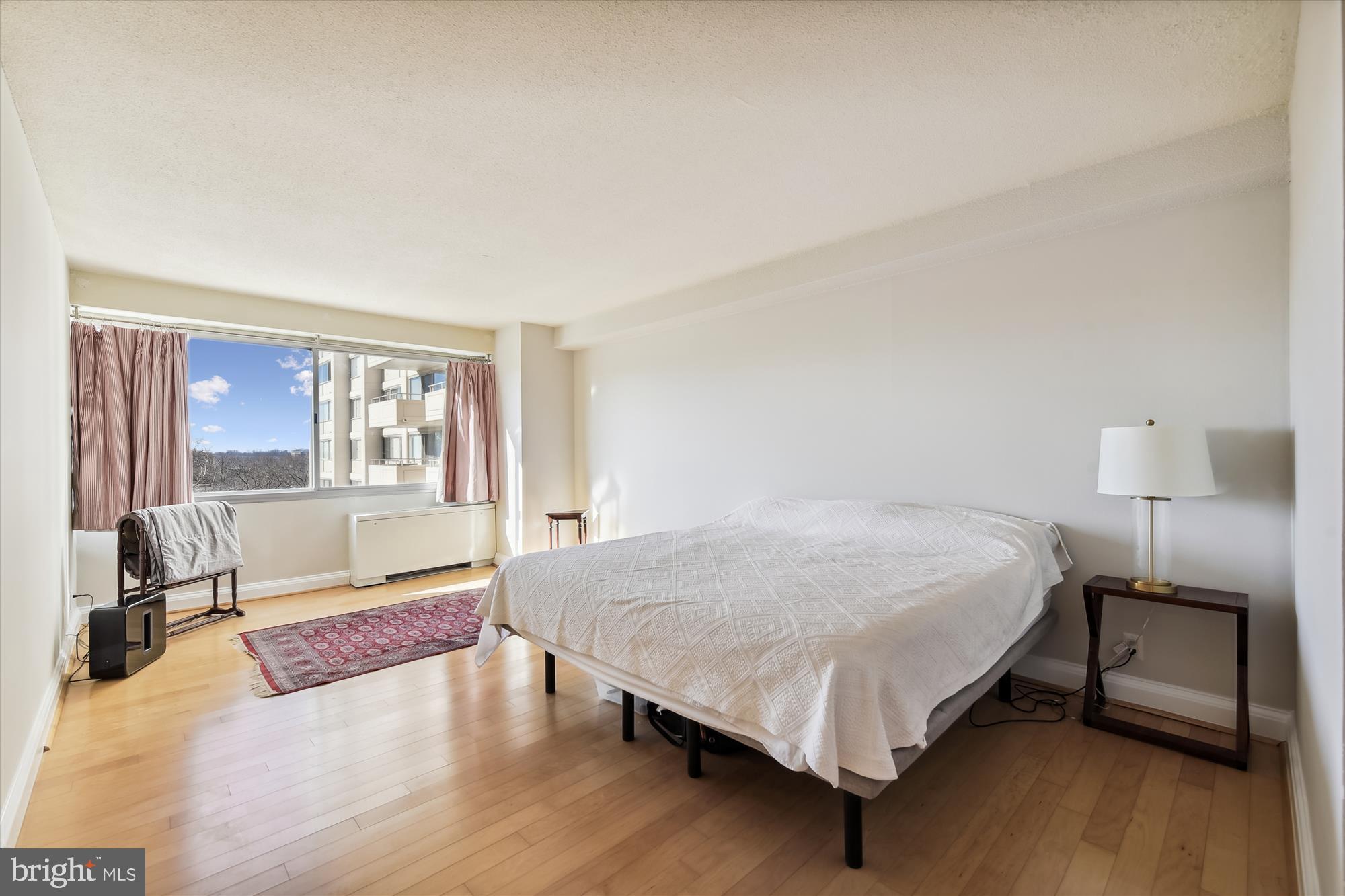 4515 WILLARD AVE #1104S