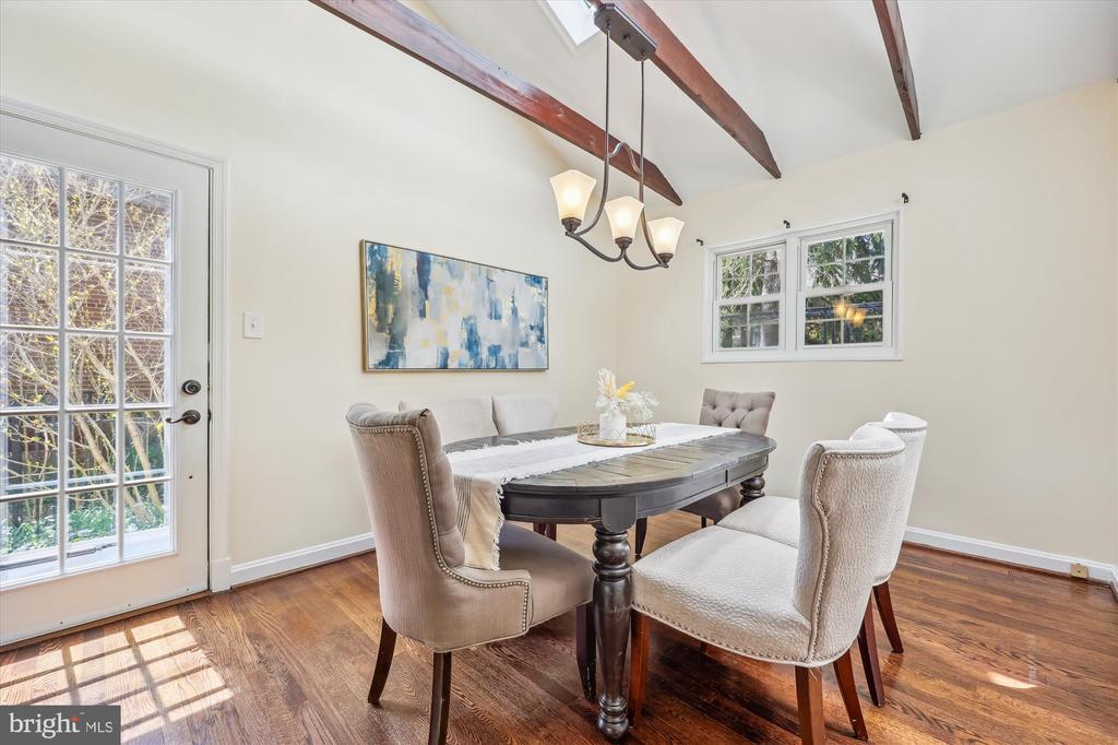 9314 Parkhill Ter
