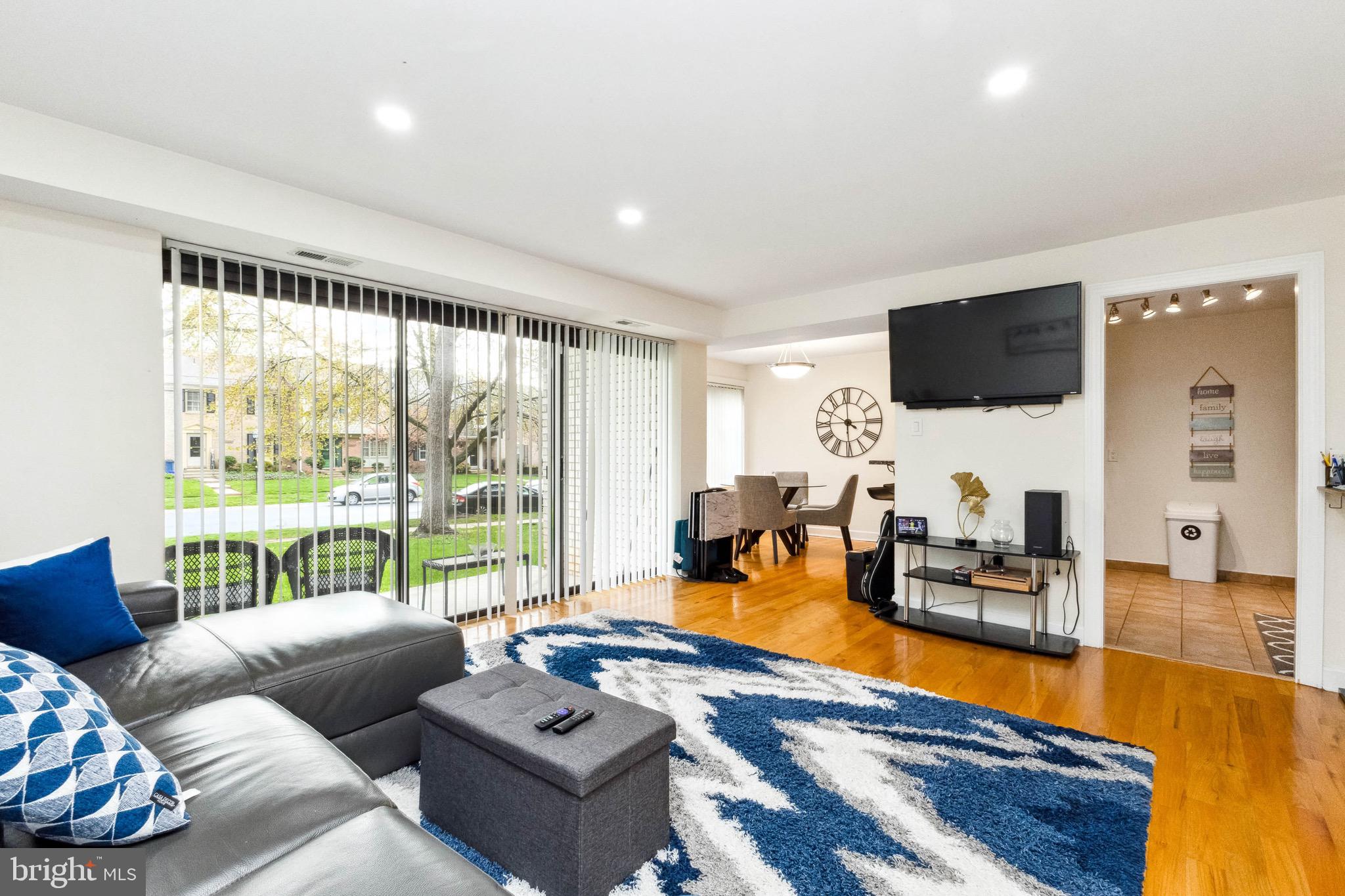 10864 Bucknell Dr #2