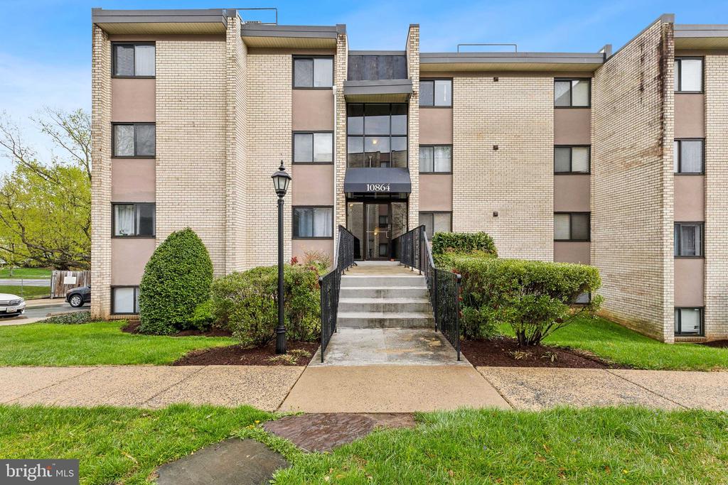 10864 Bucknell Dr #2