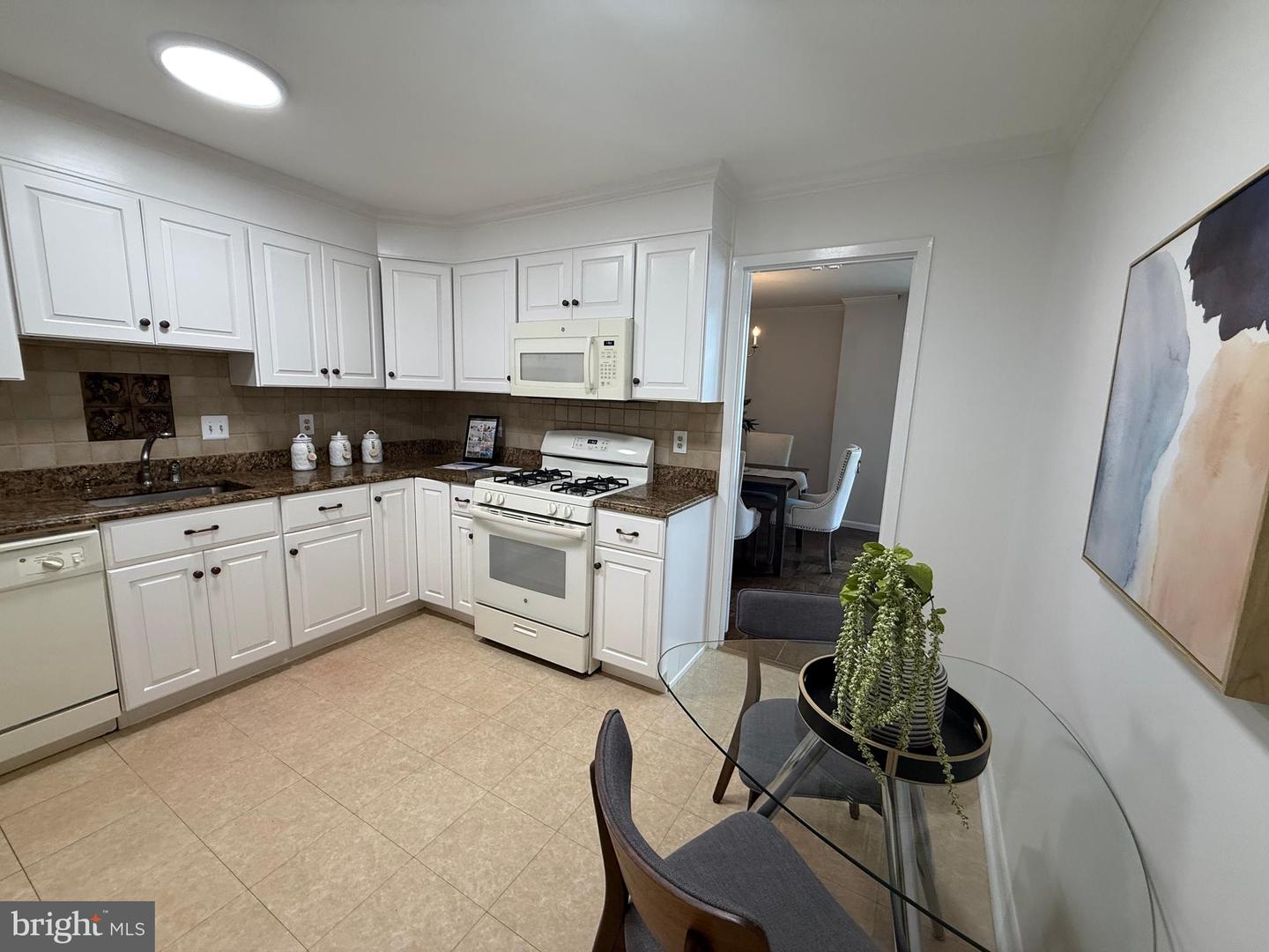 4620 N Park Ave #902w