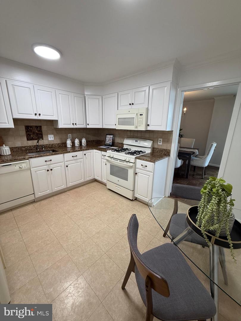 4620 N Park Ave #902w