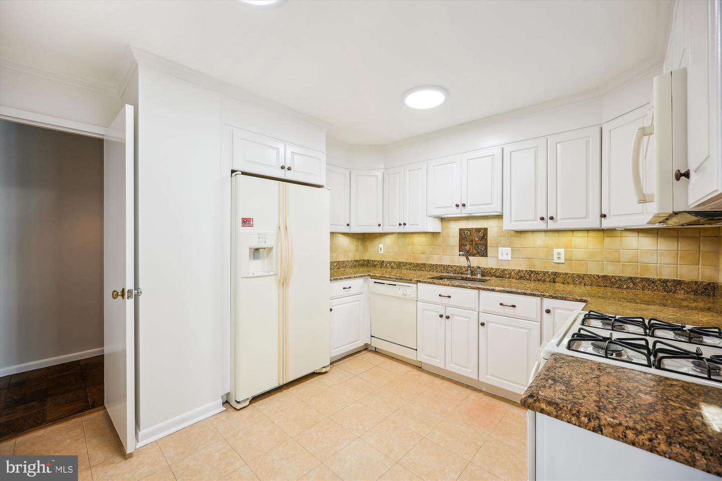 4620 N Park Ave #902w