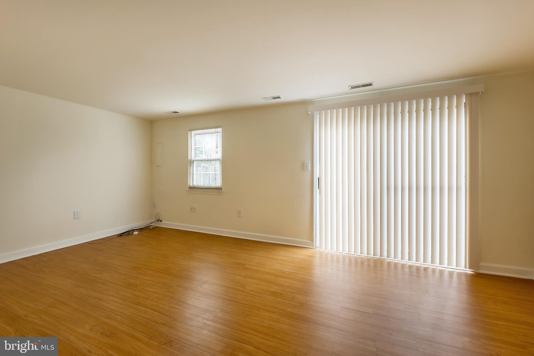 734 IVY LEAGUE LANE 10-58