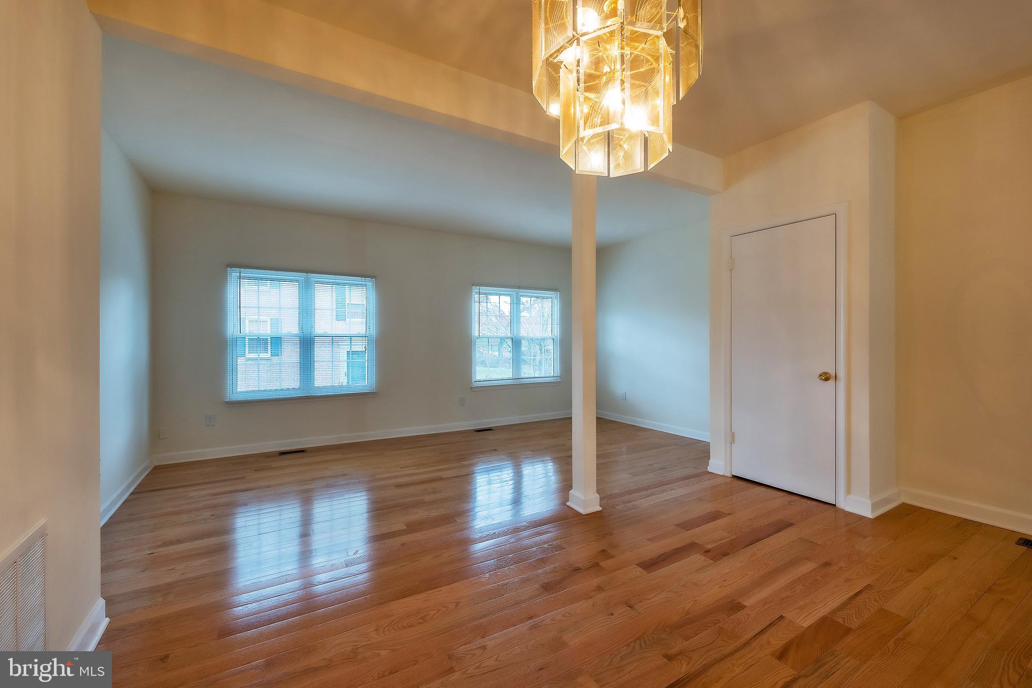 734 IVY LEAGUE LANE 10-58