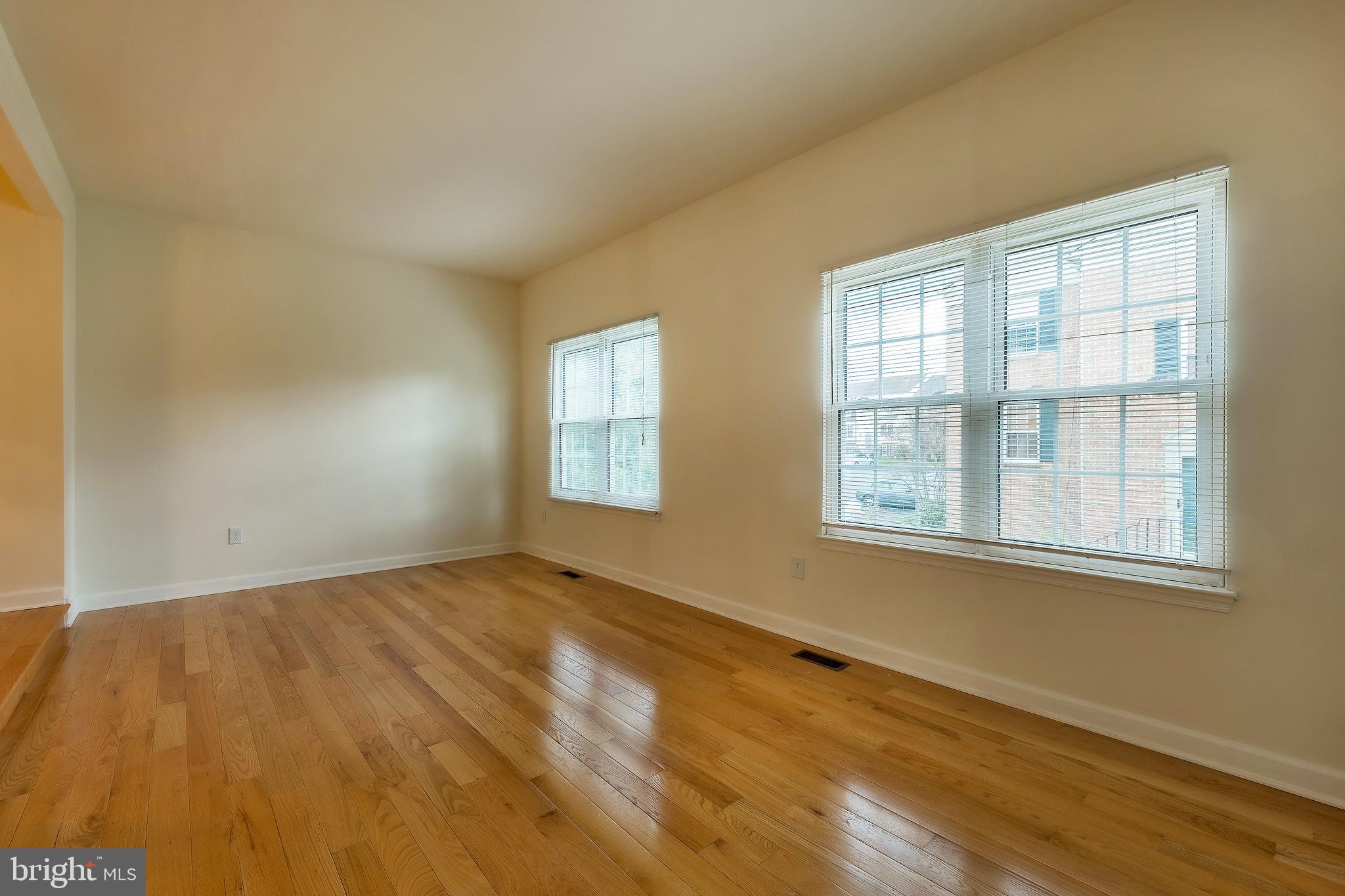 734 IVY LEAGUE LANE 10-58