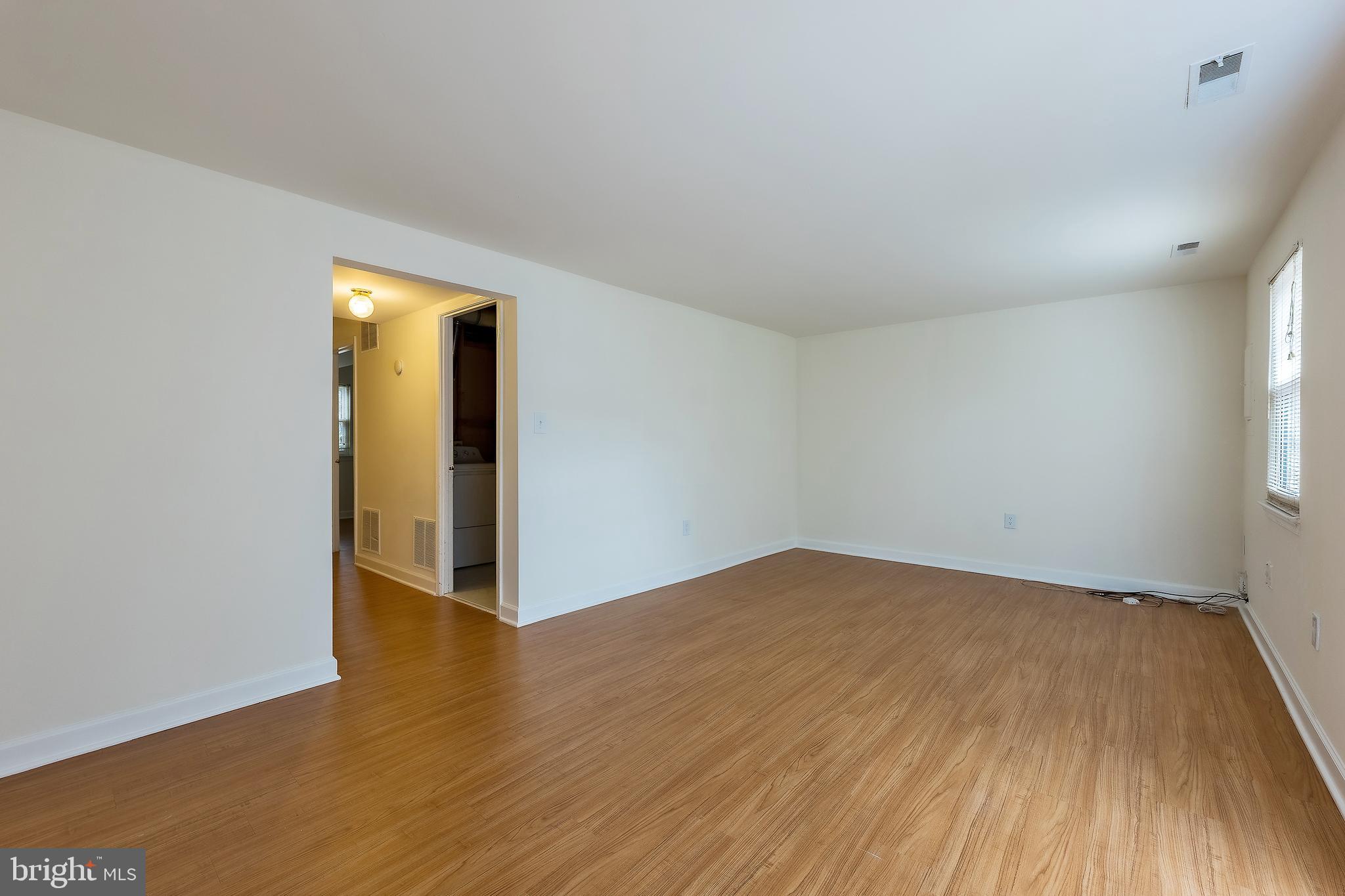 734 IVY LEAGUE LANE 10-58