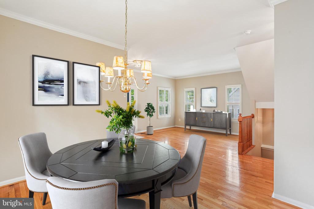 11118 MIDVALE ROAD