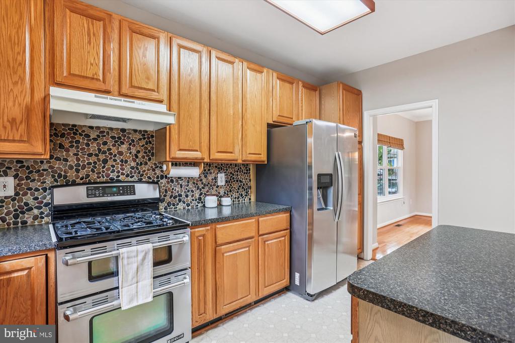 11118 MIDVALE ROAD