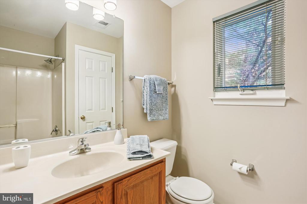 11118 MIDVALE ROAD