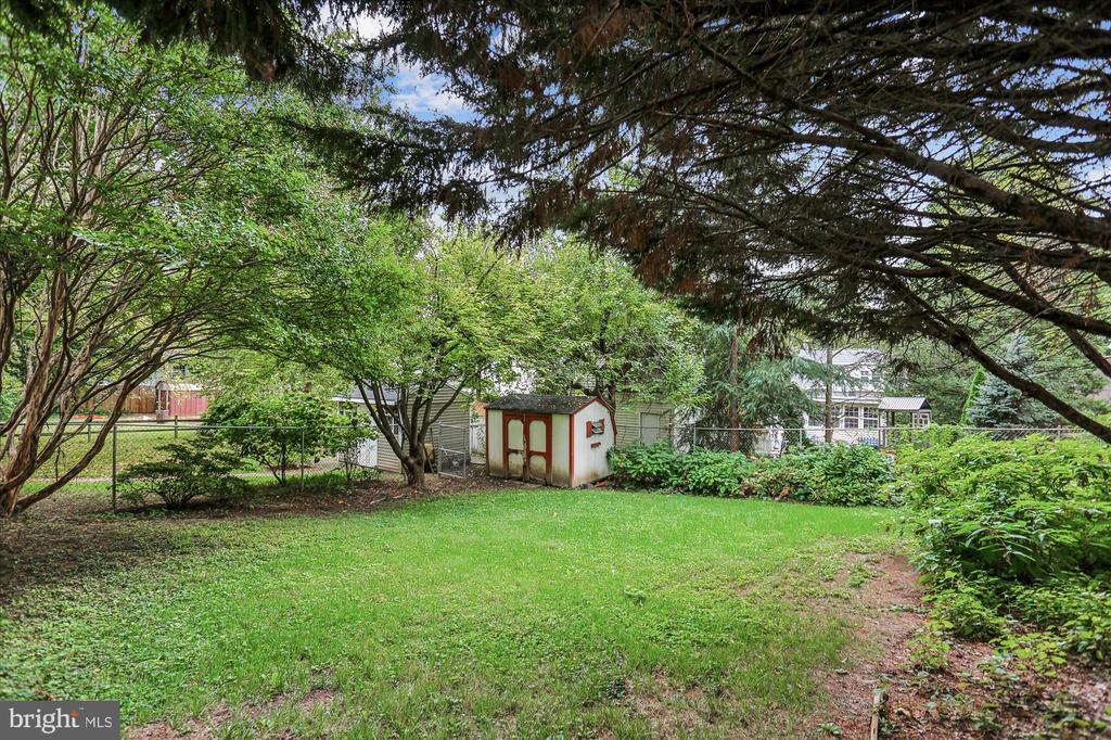11118 MIDVALE ROAD