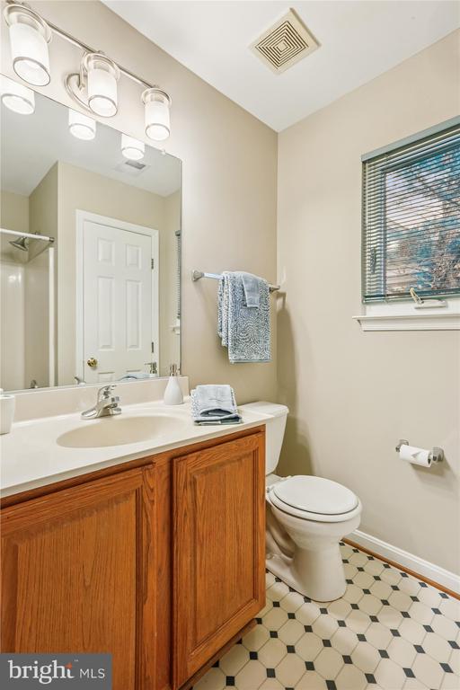 11118 MIDVALE ROAD