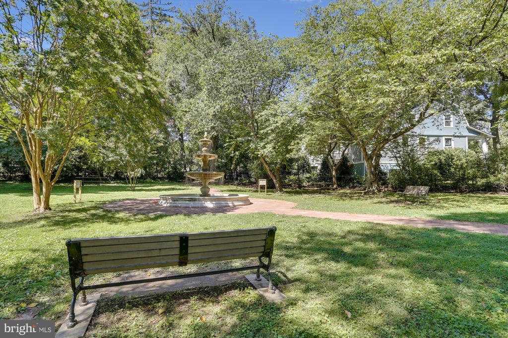 11118 MIDVALE ROAD