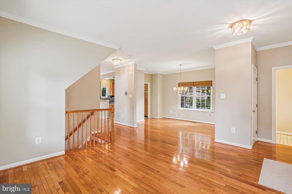 11118 MIDVALE ROAD