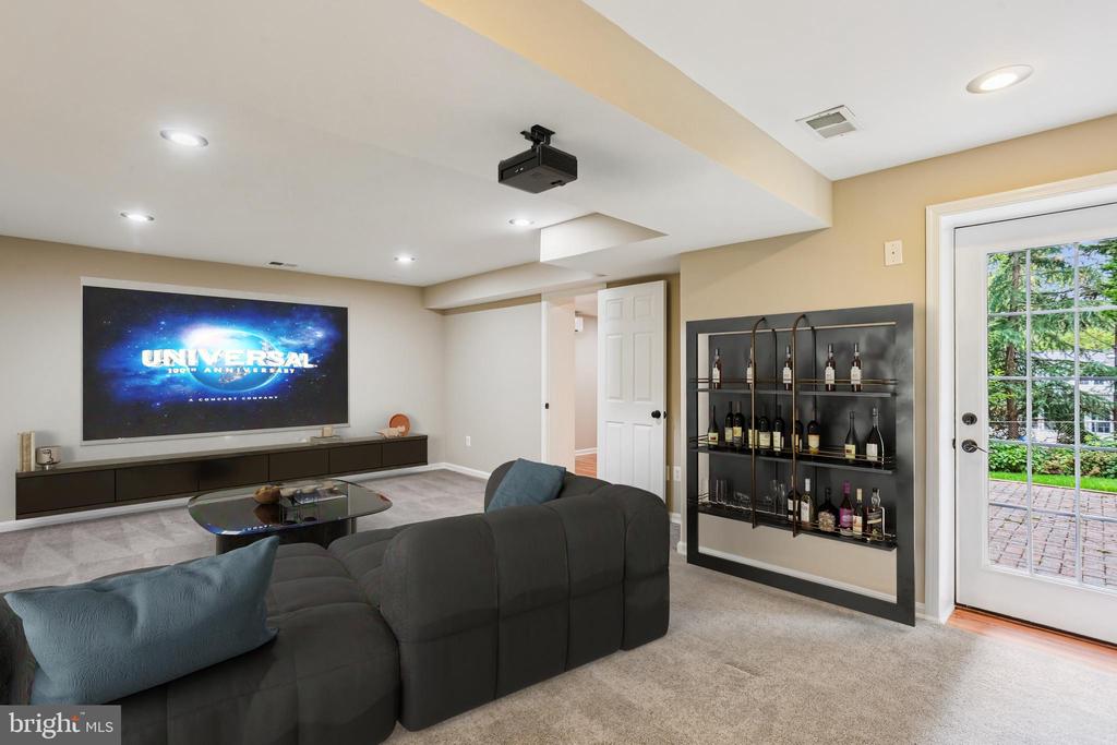 11118 MIDVALE ROAD