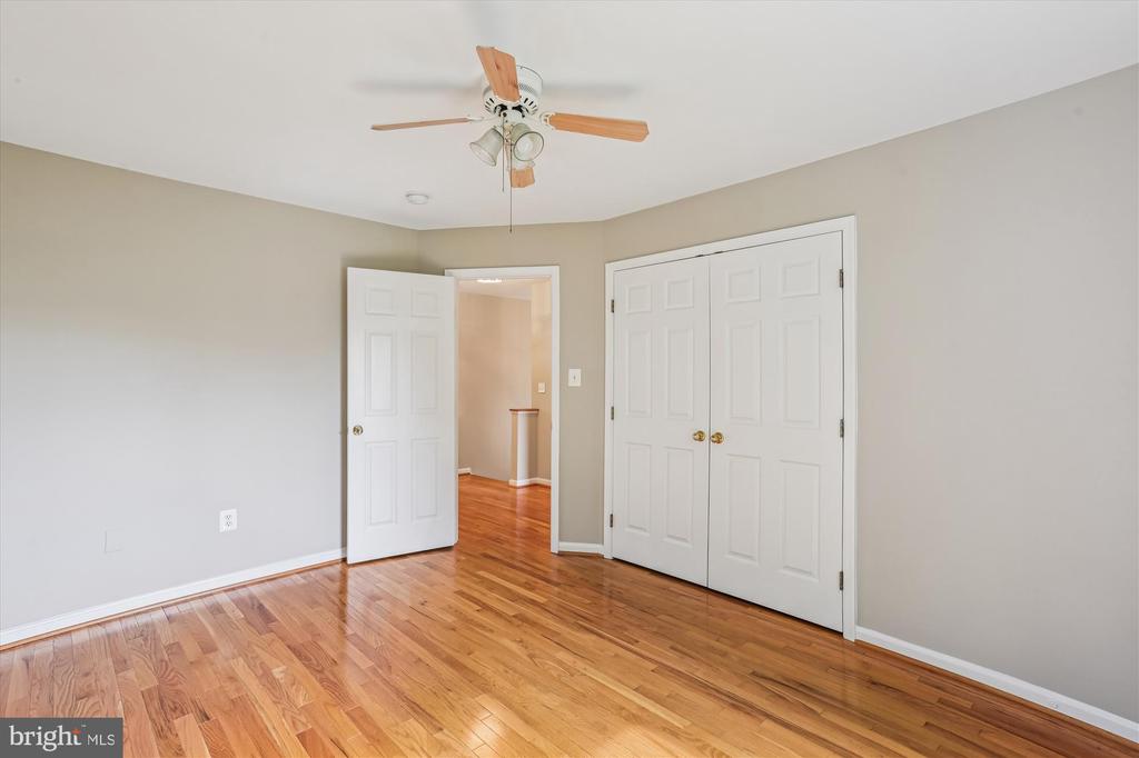 11118 MIDVALE ROAD