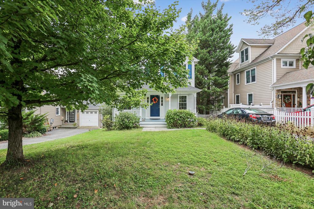 11118 MIDVALE ROAD