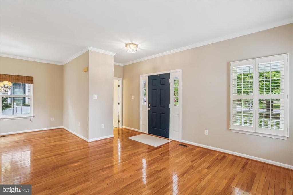 11118 MIDVALE ROAD