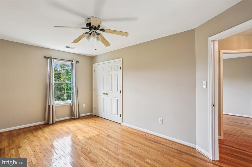 11118 MIDVALE ROAD