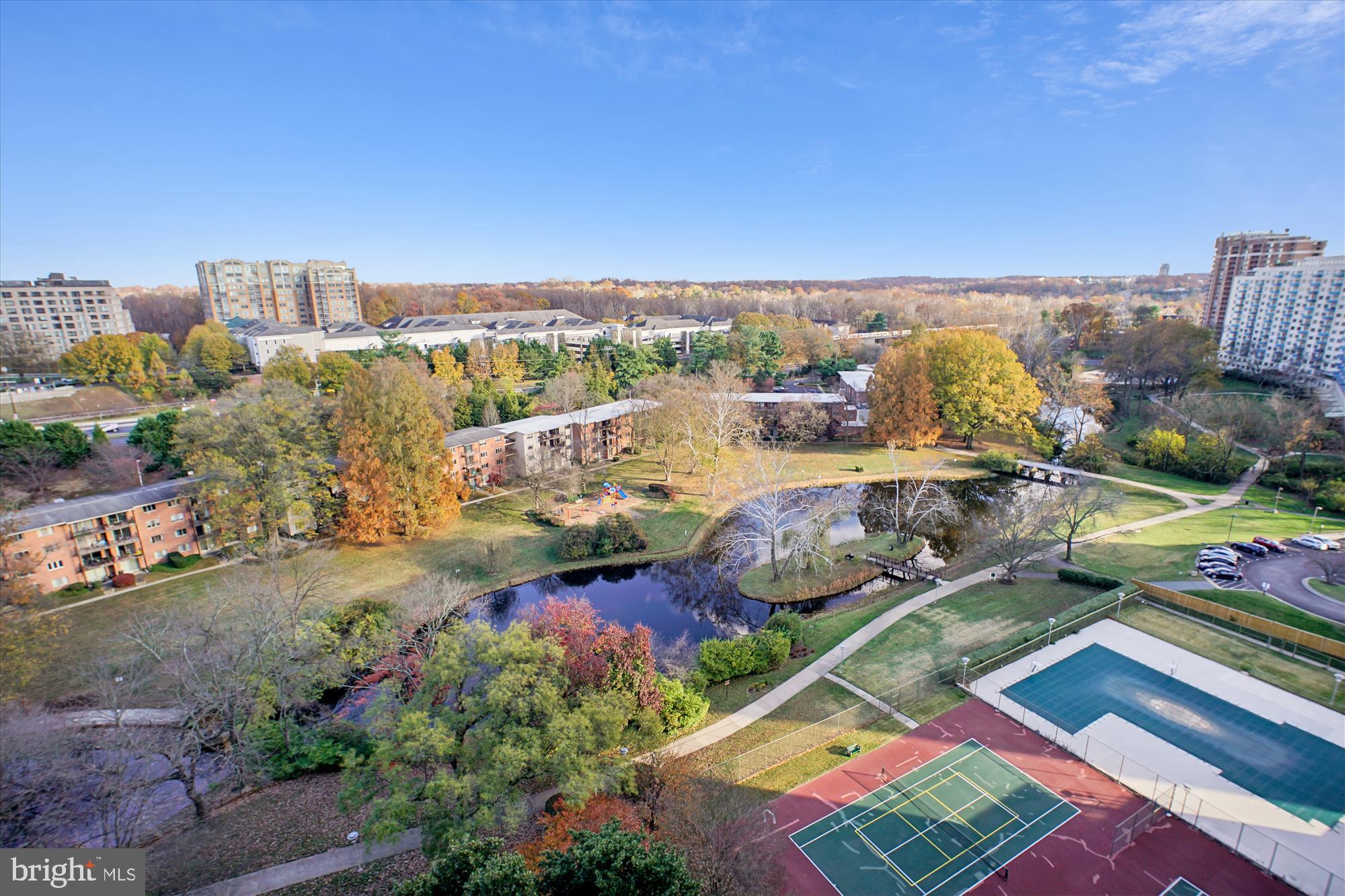 10401 GROSVENOR PLACE 1515