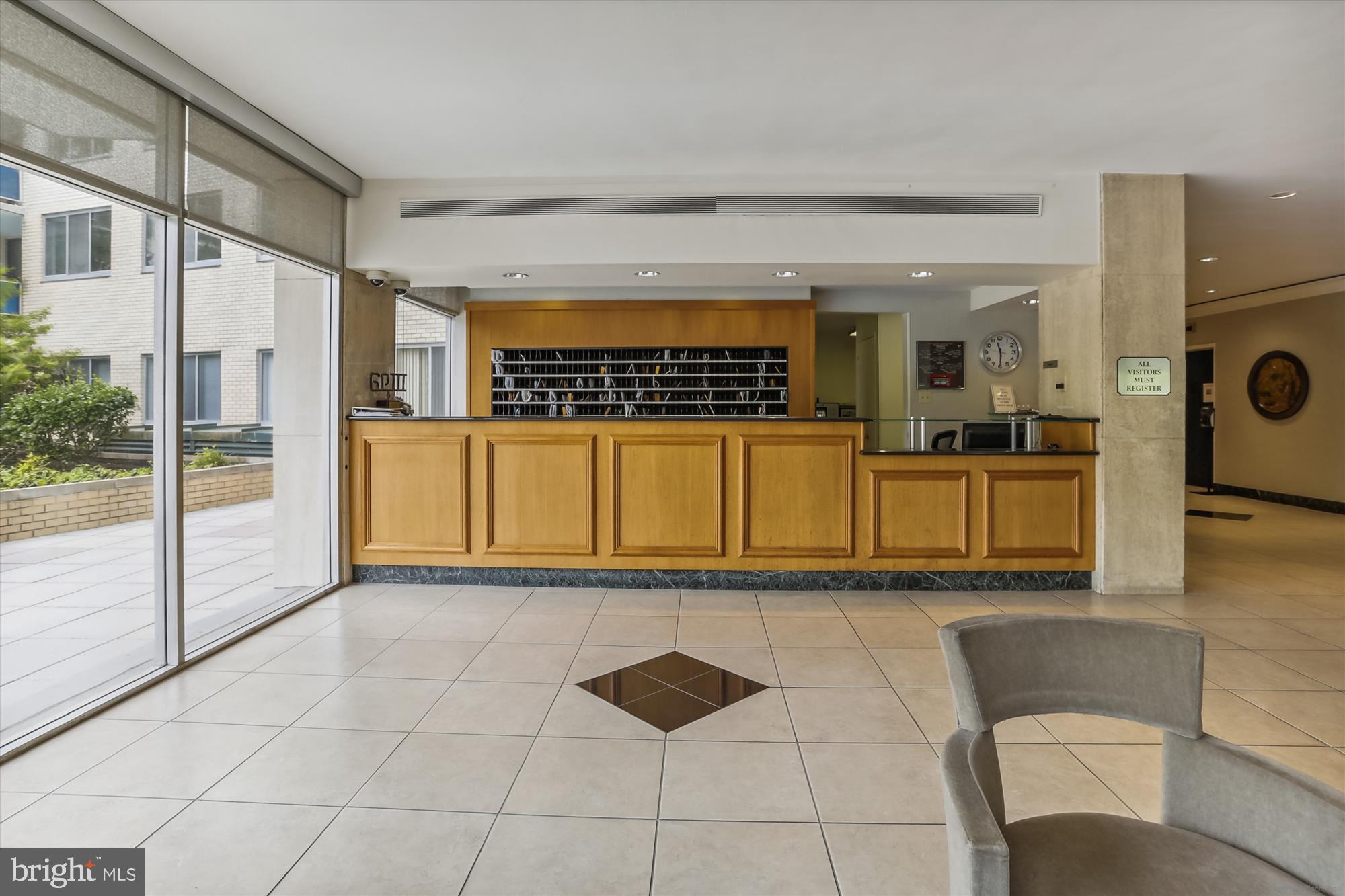 10401 GROSVENOR PLACE 1515